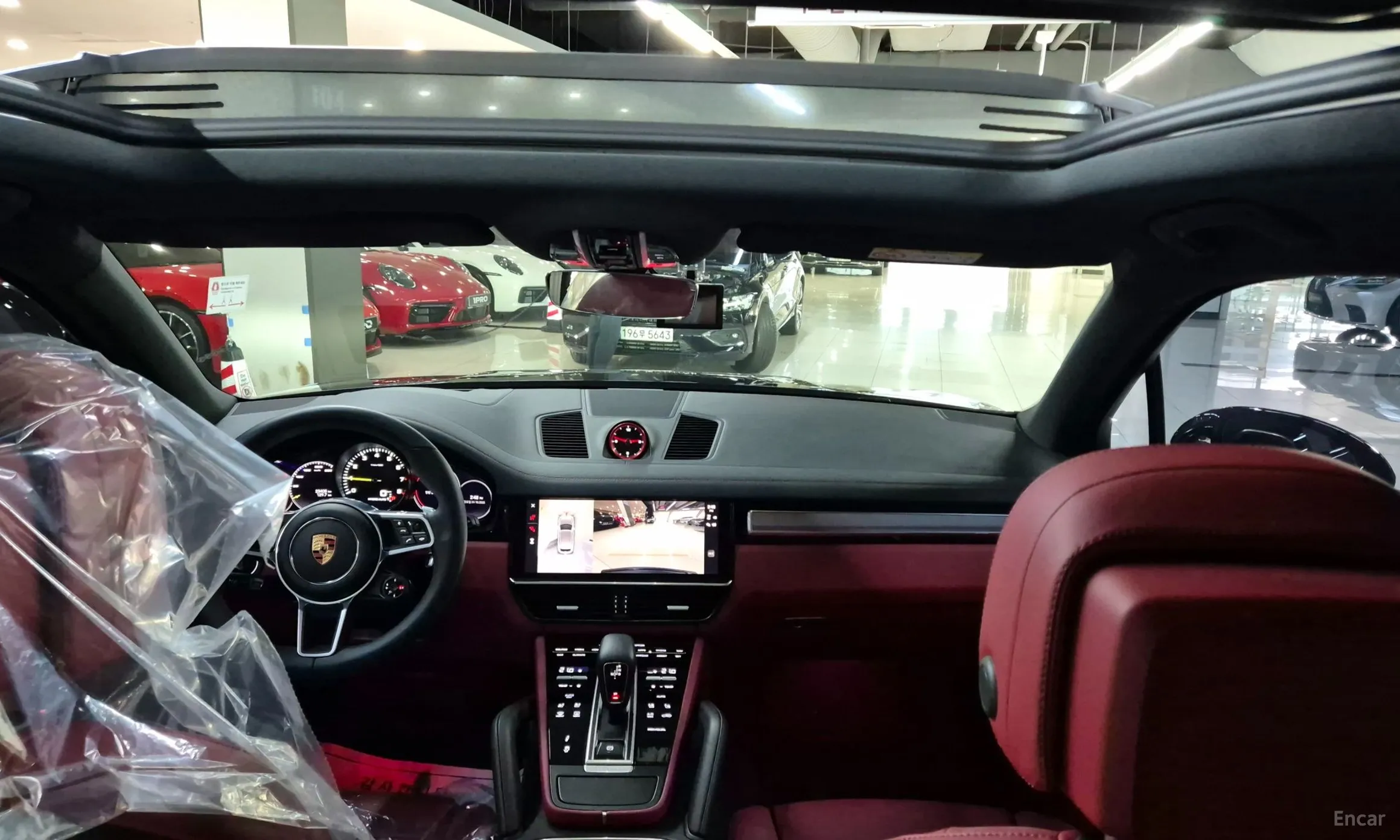 Porsche Cayenne (PO536) превью 7