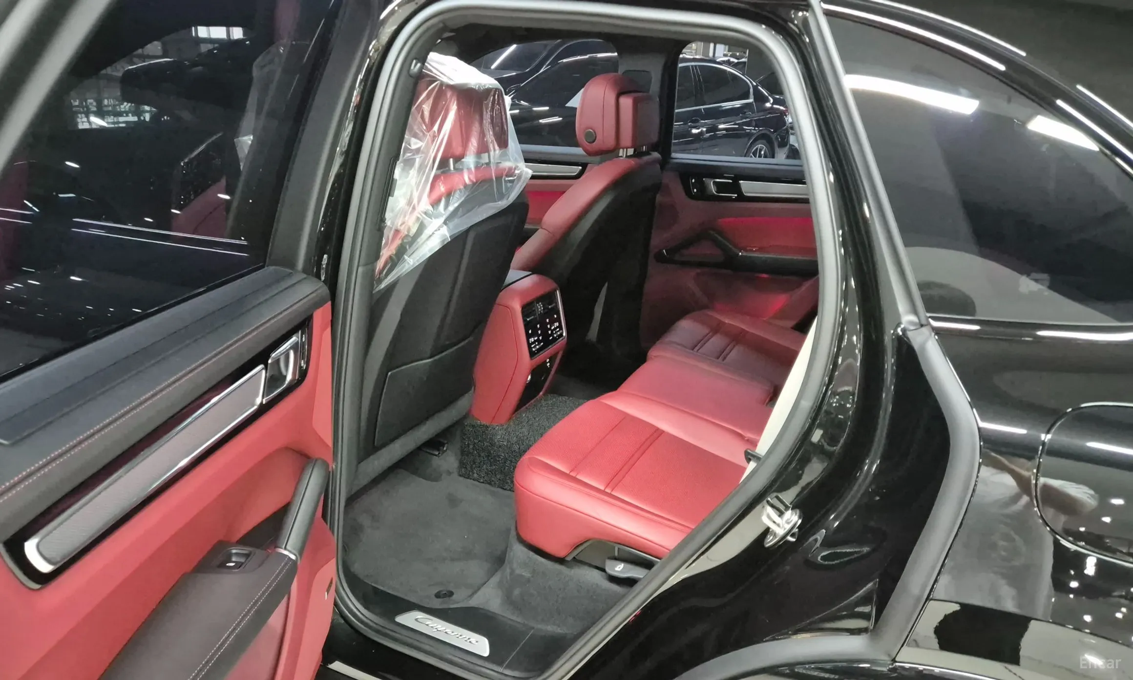 Porsche Cayenne (PO536) превью 9