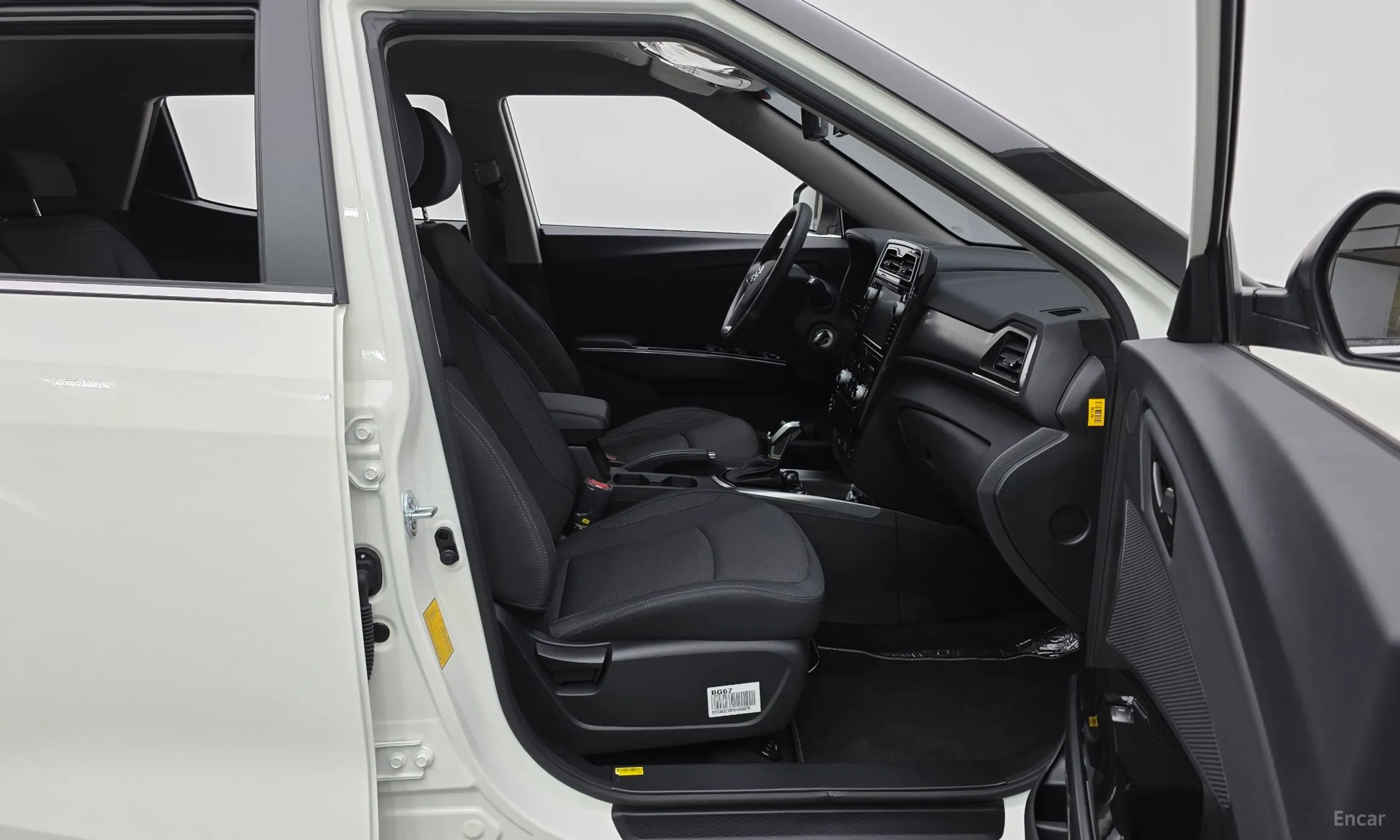 KG Mobility (SsangYong) Berry New Tivoli превью 11