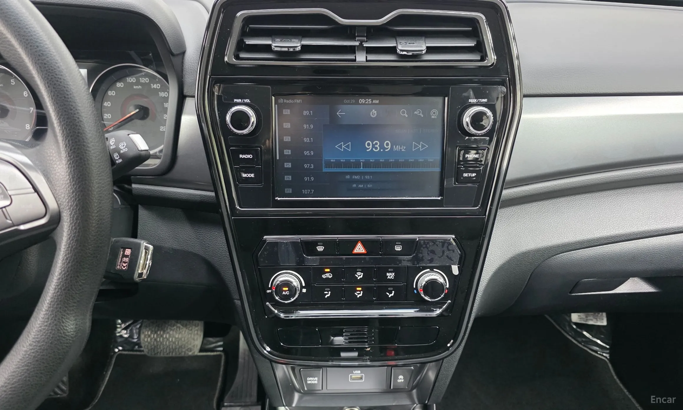 KG Mobility (SsangYong) Berry New Tivoli превью 16