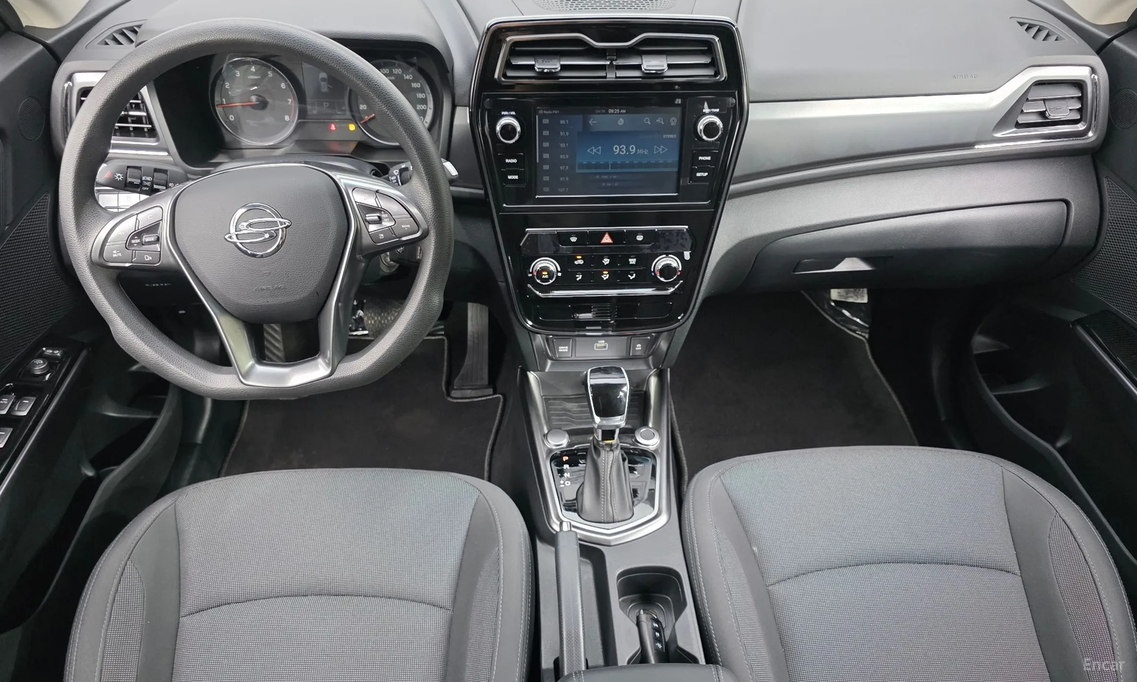 KG Mobility (SsangYong) Berry New Tivoli превью 7