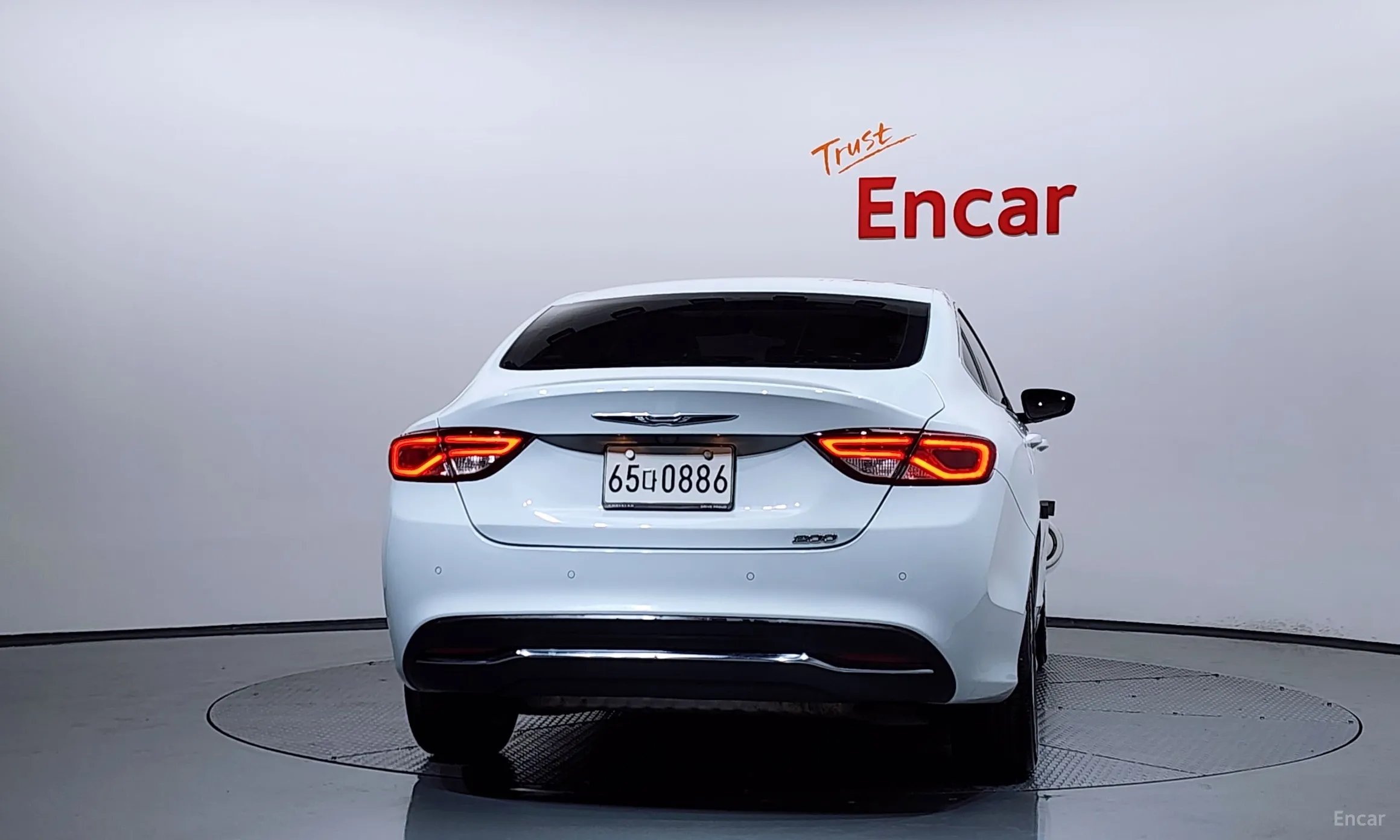 Chrysler 200 Second generation превью 4