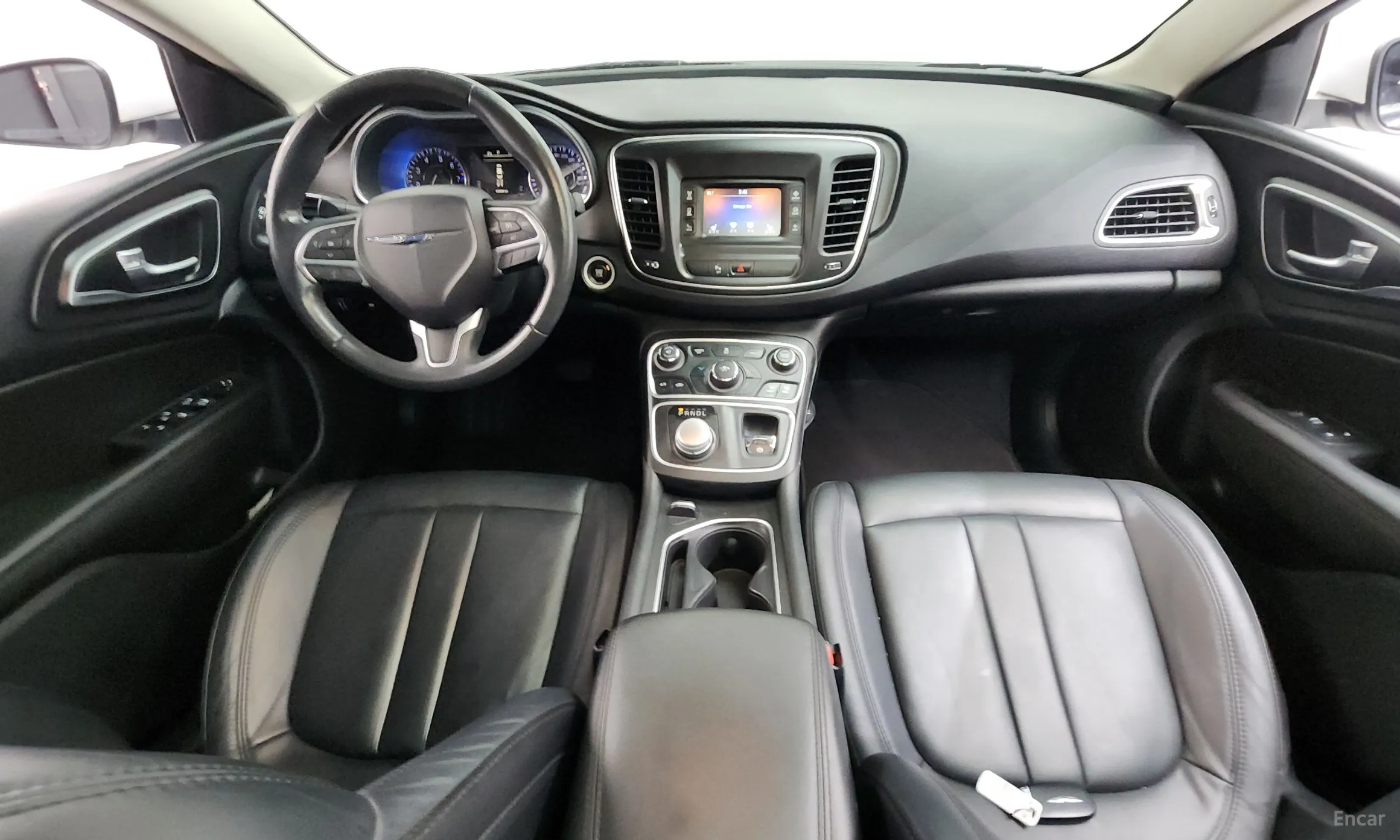 Chrysler 200 Second generation превью 7