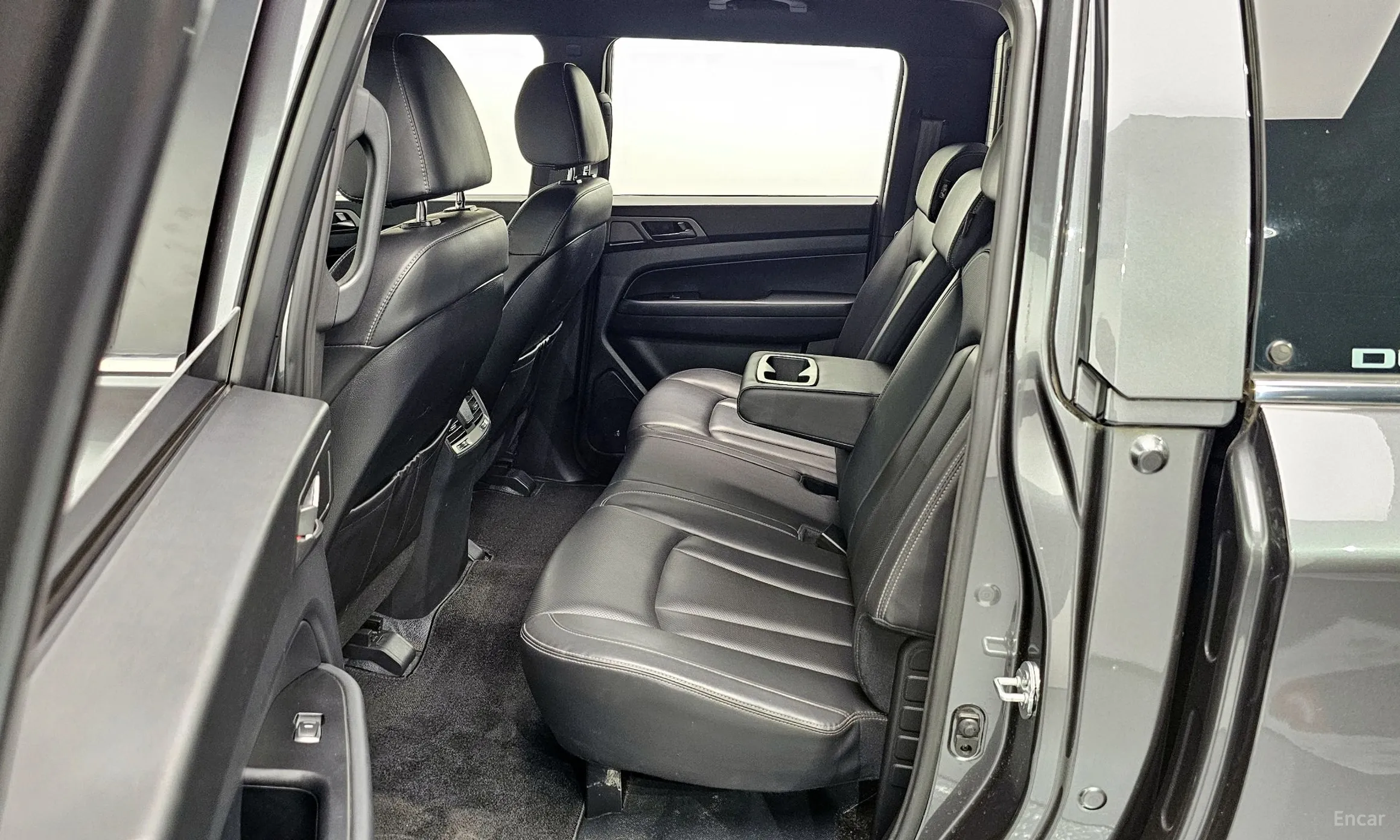 KG Mobility (SsangYong) Rexton Sports превью 11