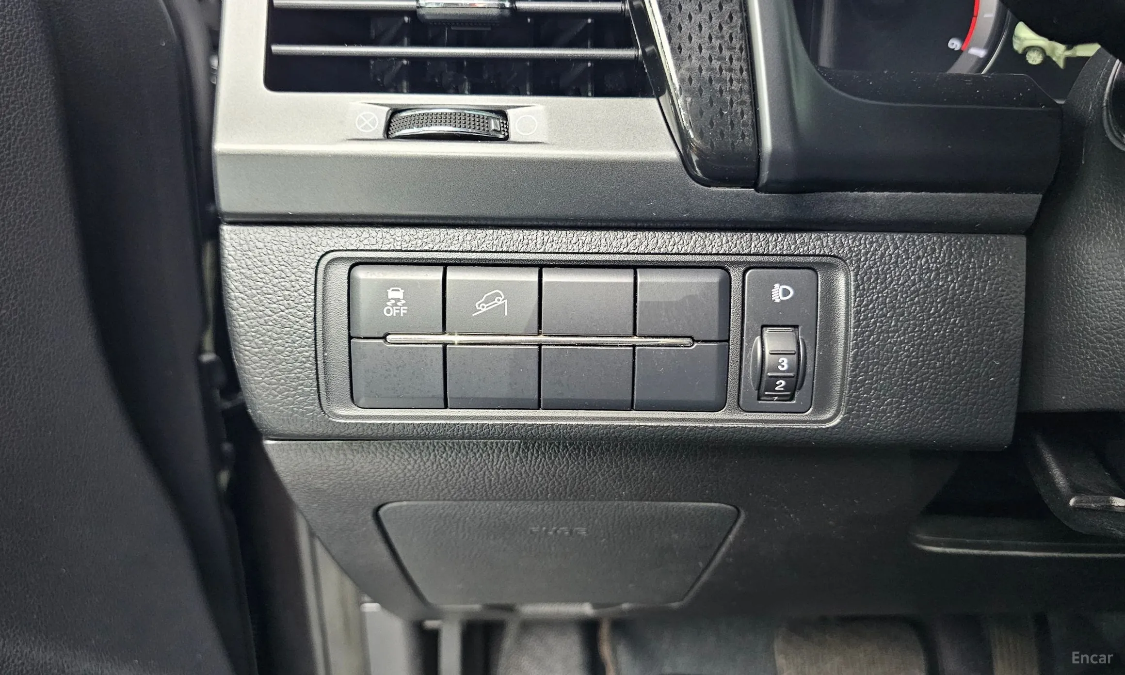 KG Mobility (SsangYong) Rexton Sports превью 14