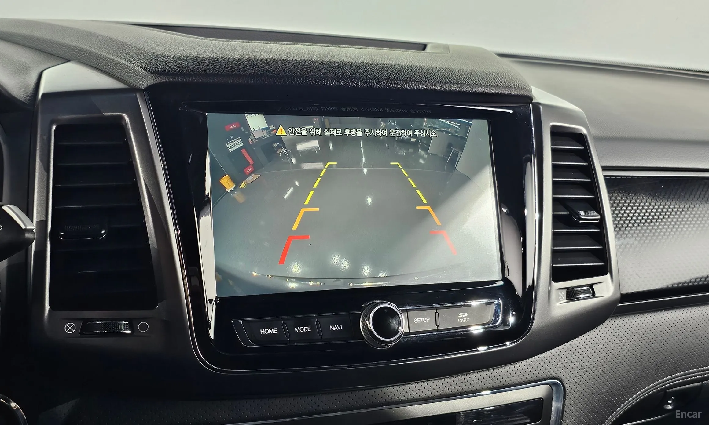 KG Mobility (SsangYong) Rexton Sports превью 18