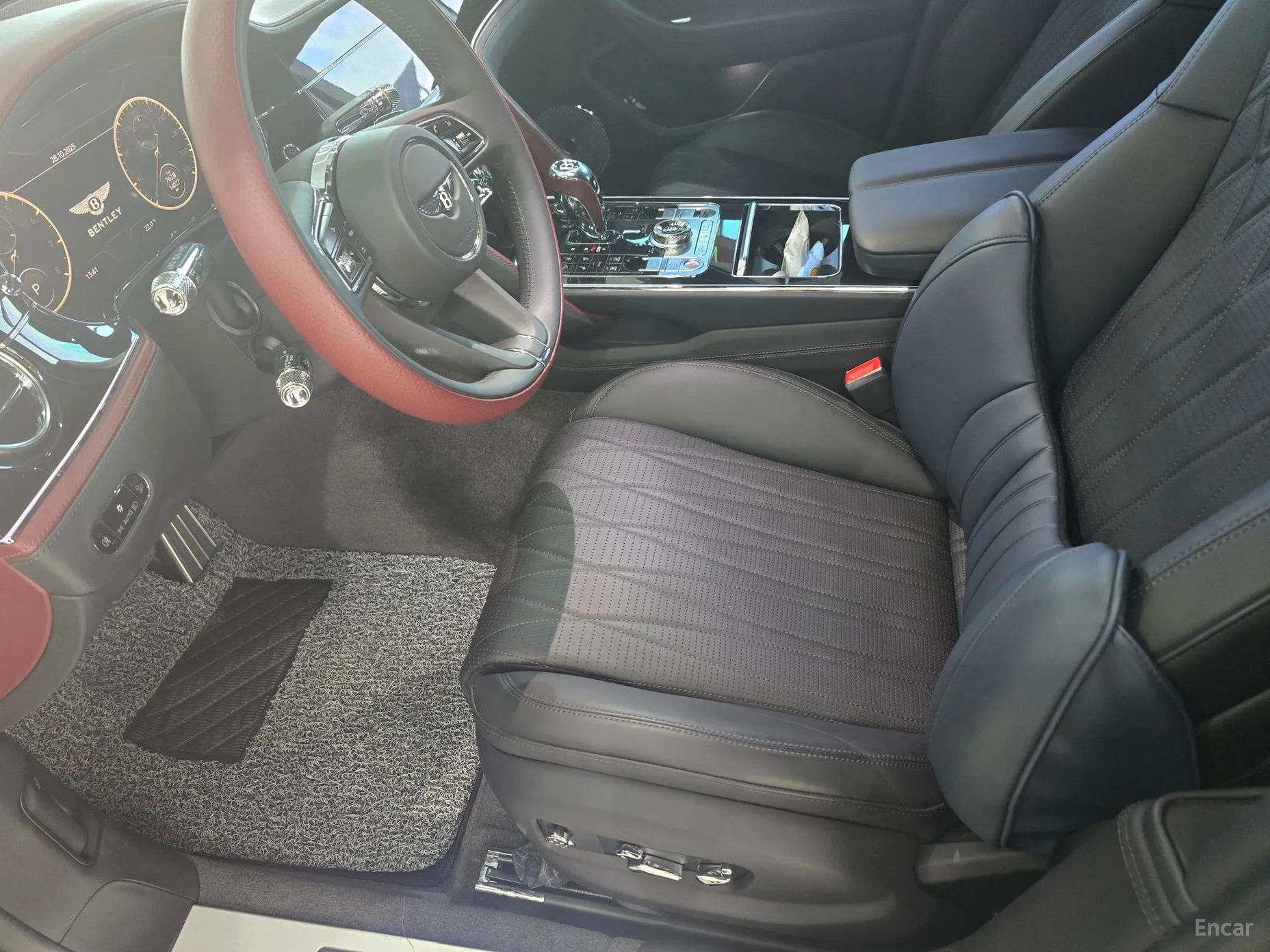 Bentley Flying Spur 3rd Generation превью 13