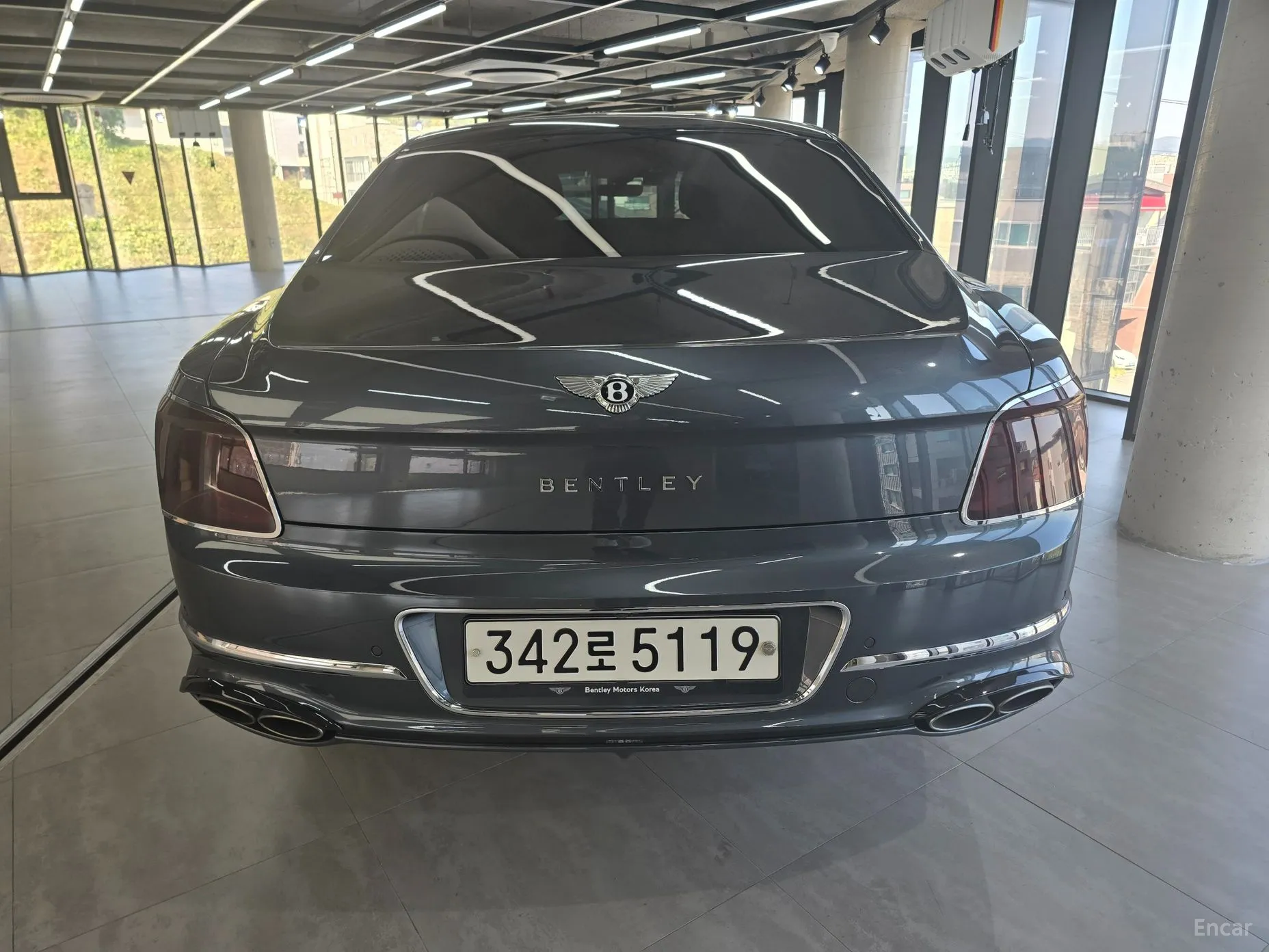 Bentley Flying Spur 3rd Generation превью 4