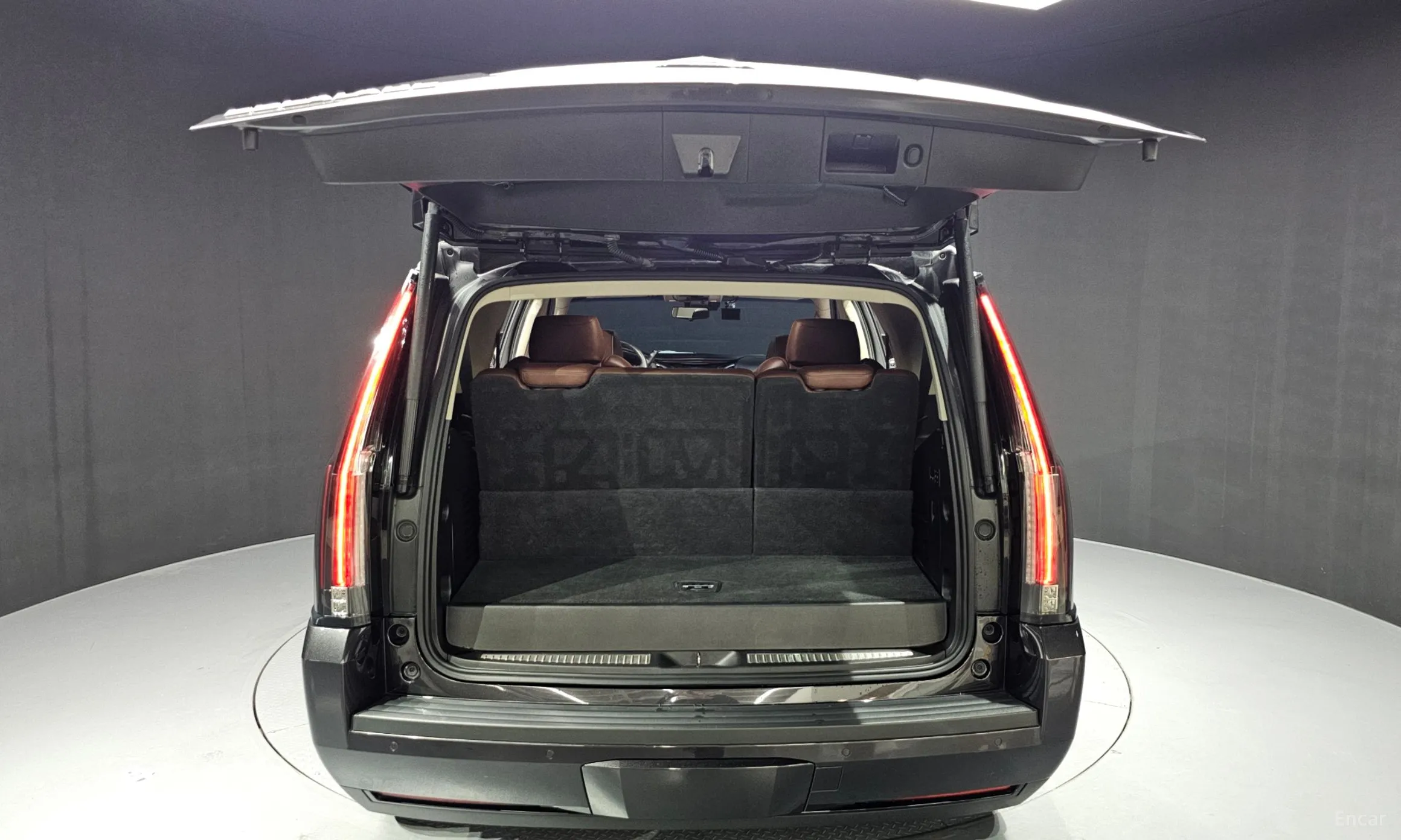 Cadillac Escalade превью 20