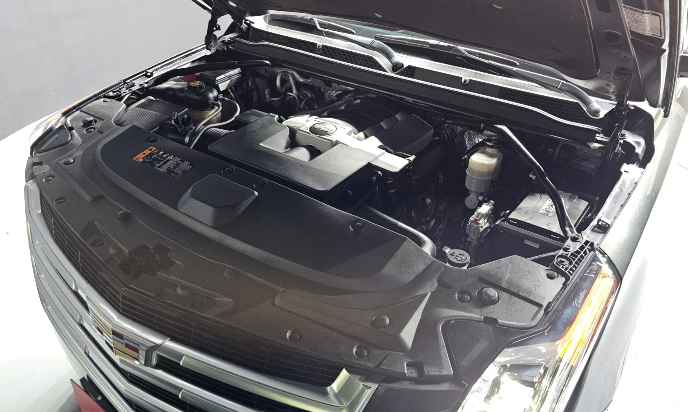 Cadillac Escalade превью 6