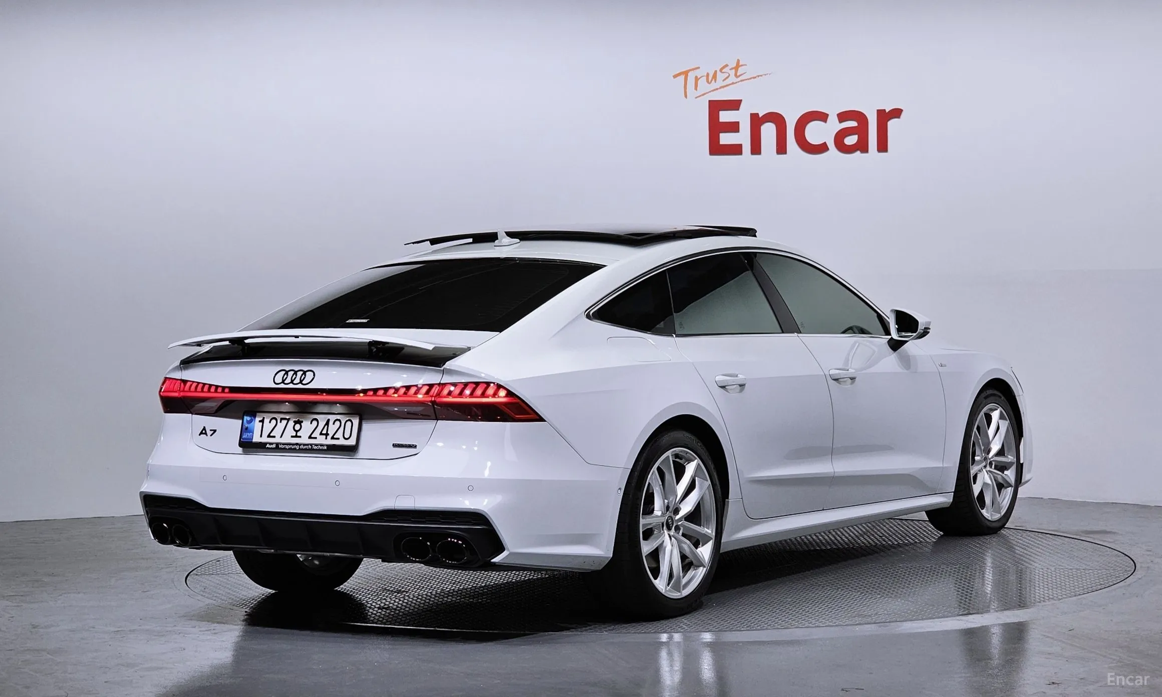 Audi A7 (4K)