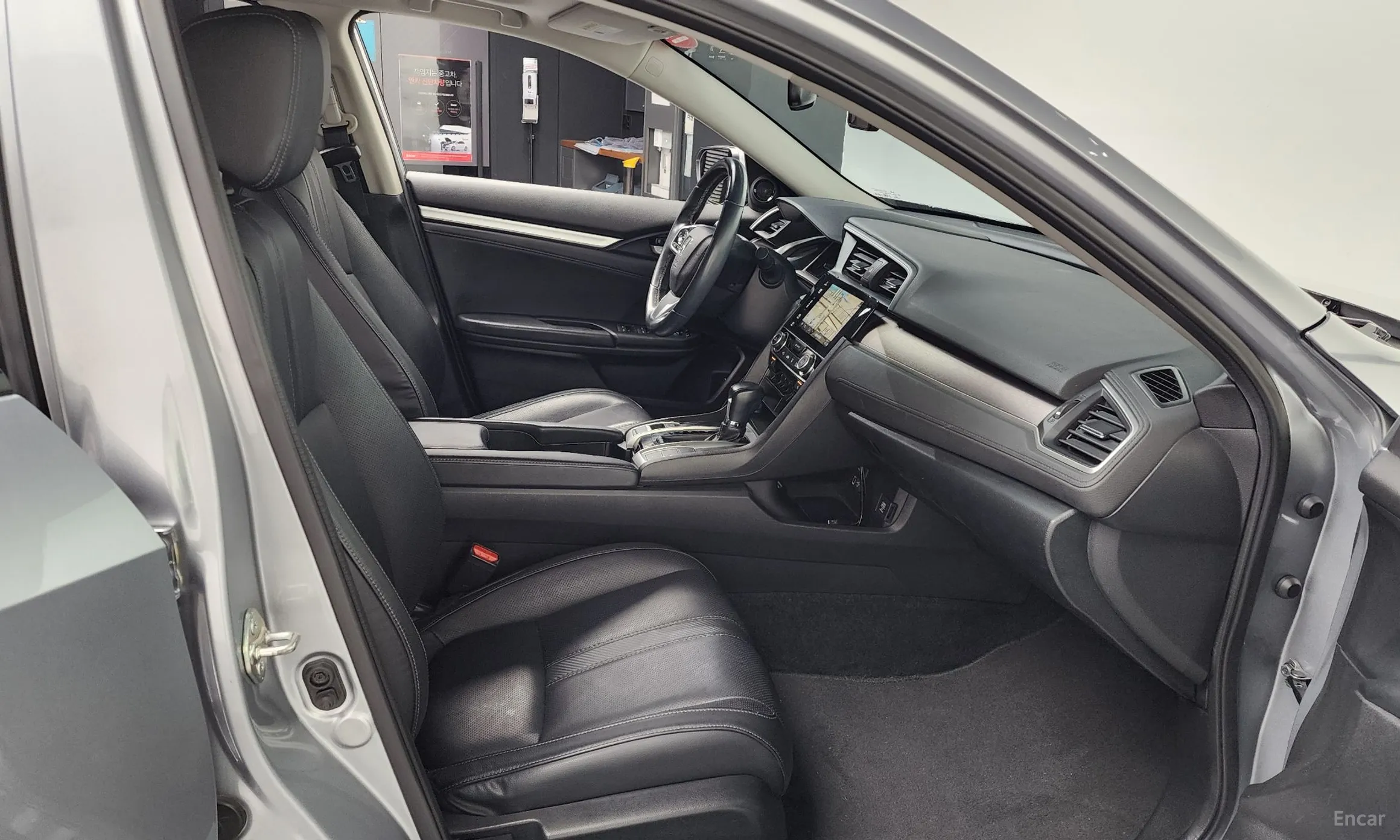 Honda Civic превью 11