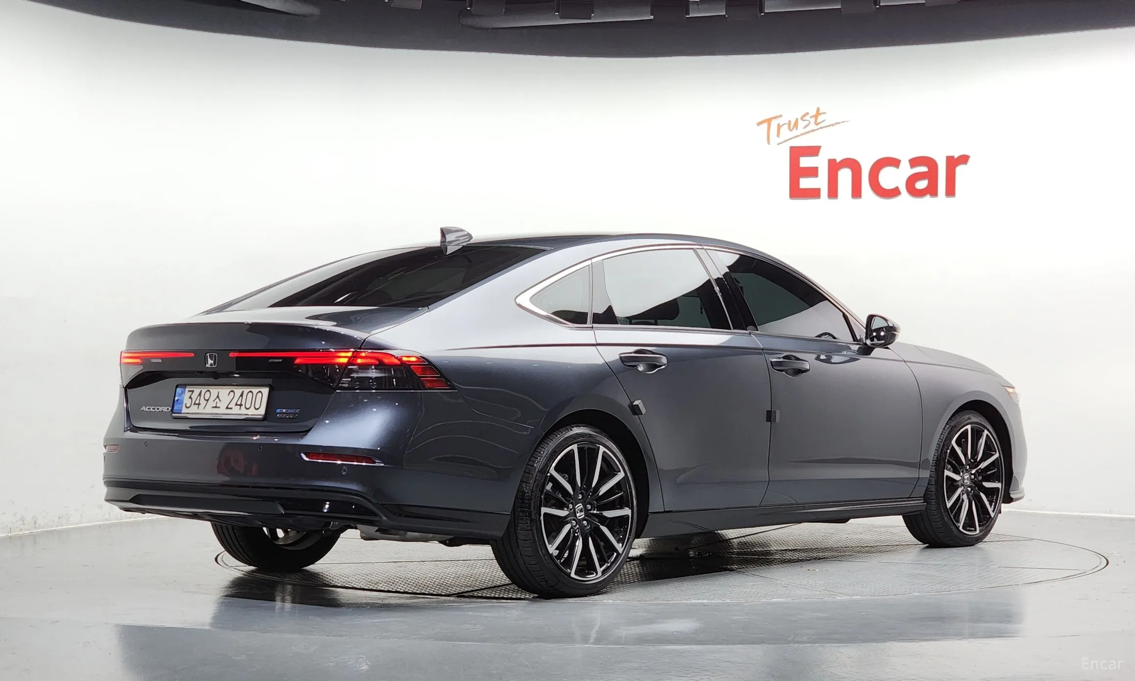 Honda Accord 11th Generation превью 2