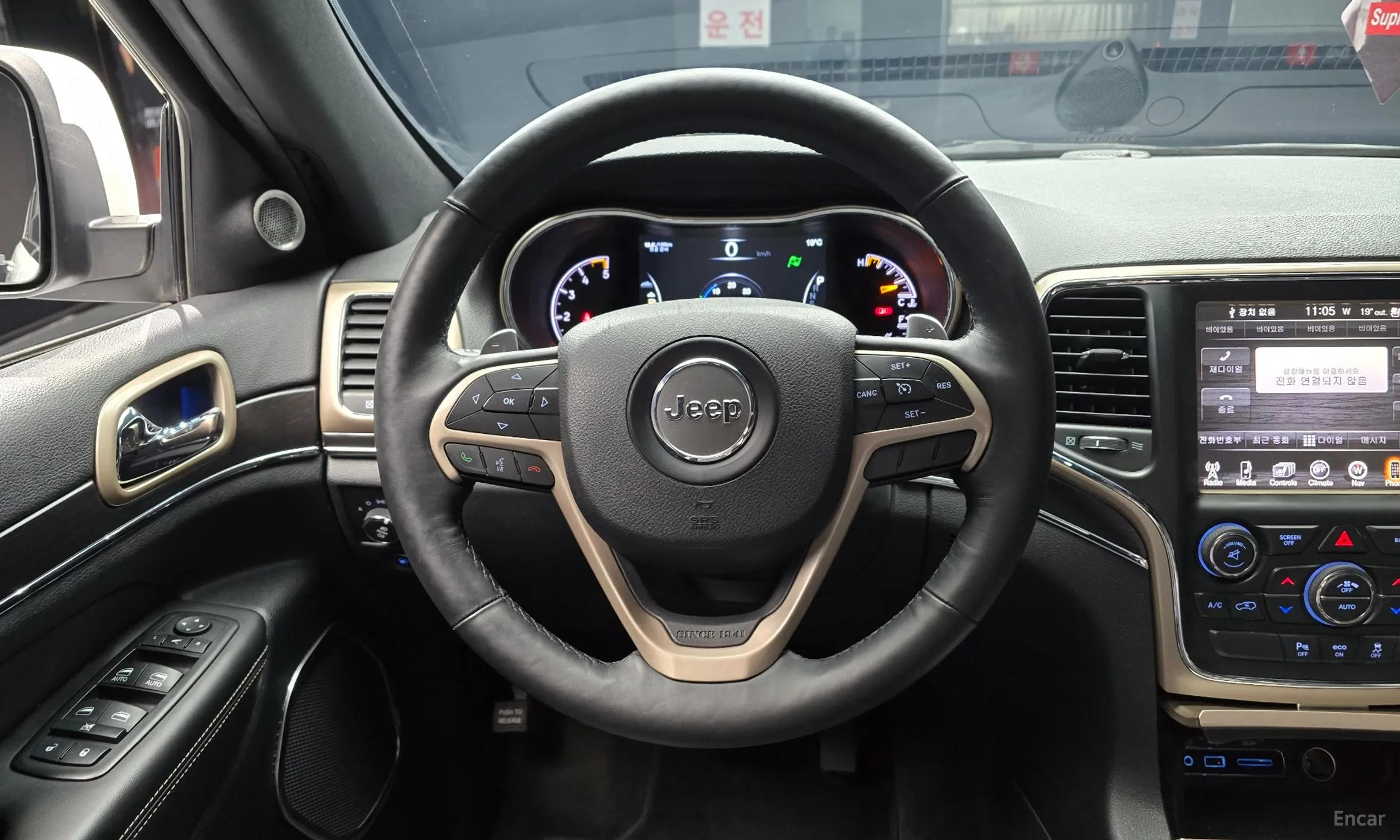 Jeep Grand Cherokee превью 13