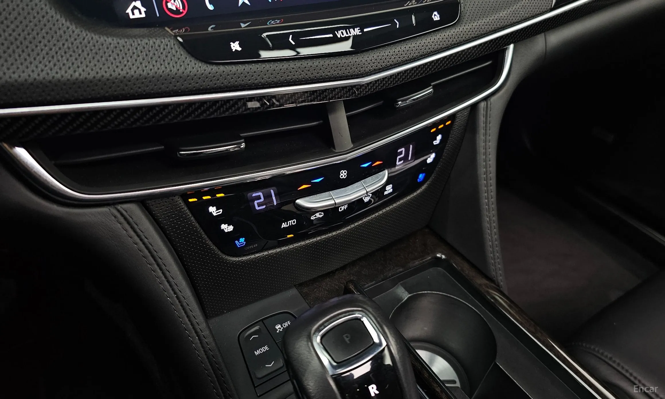 Cadillac CT6 превью 14