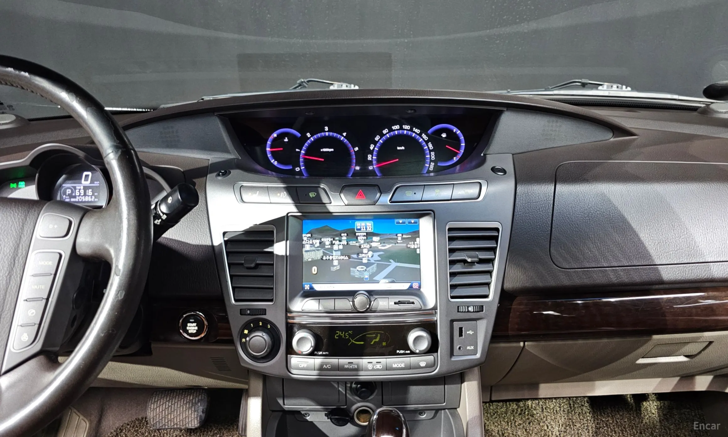 KG Mobility (SsangYong) Korando Turismo превью 14
