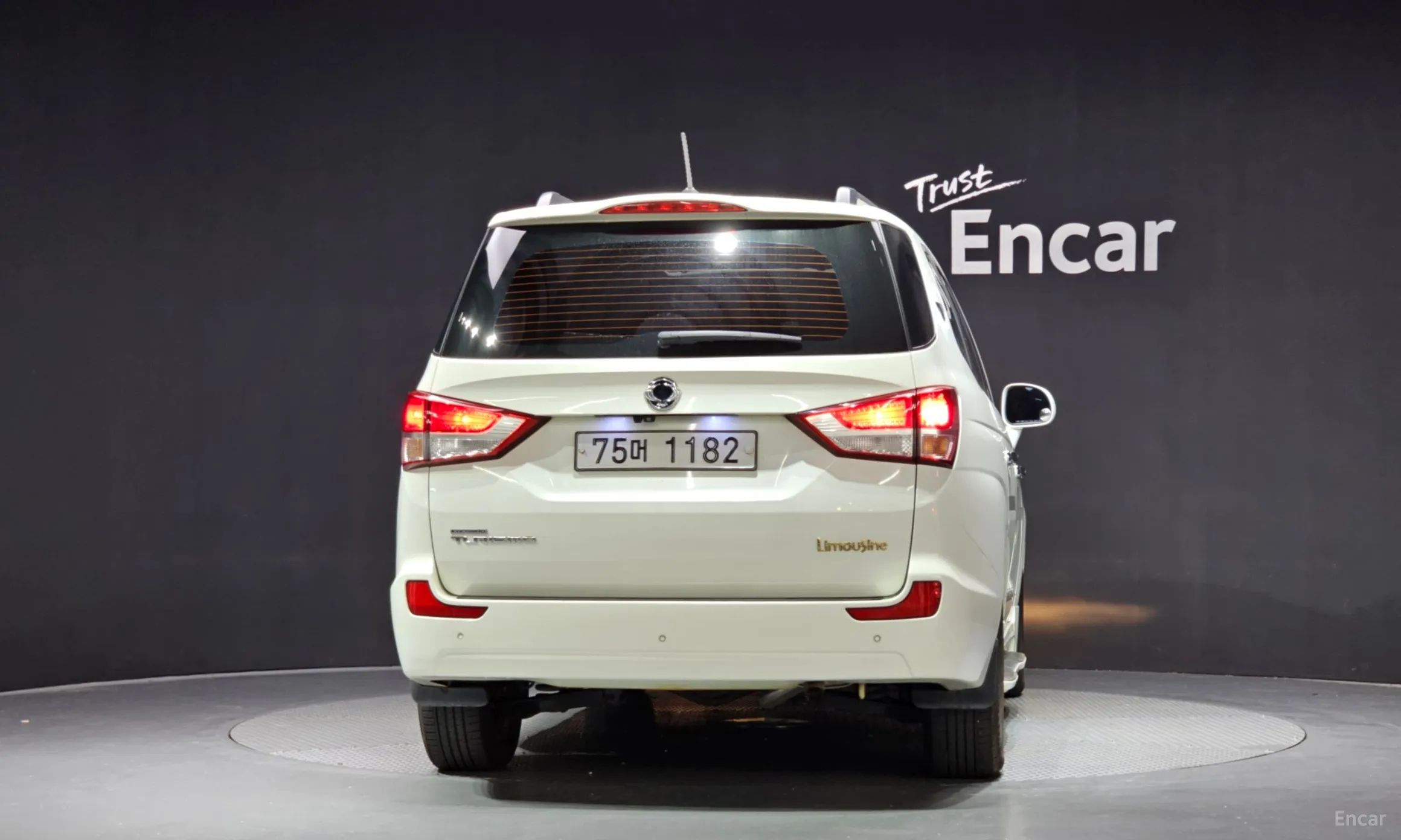 KG Mobility (SsangYong) Korando Turismo превью 4