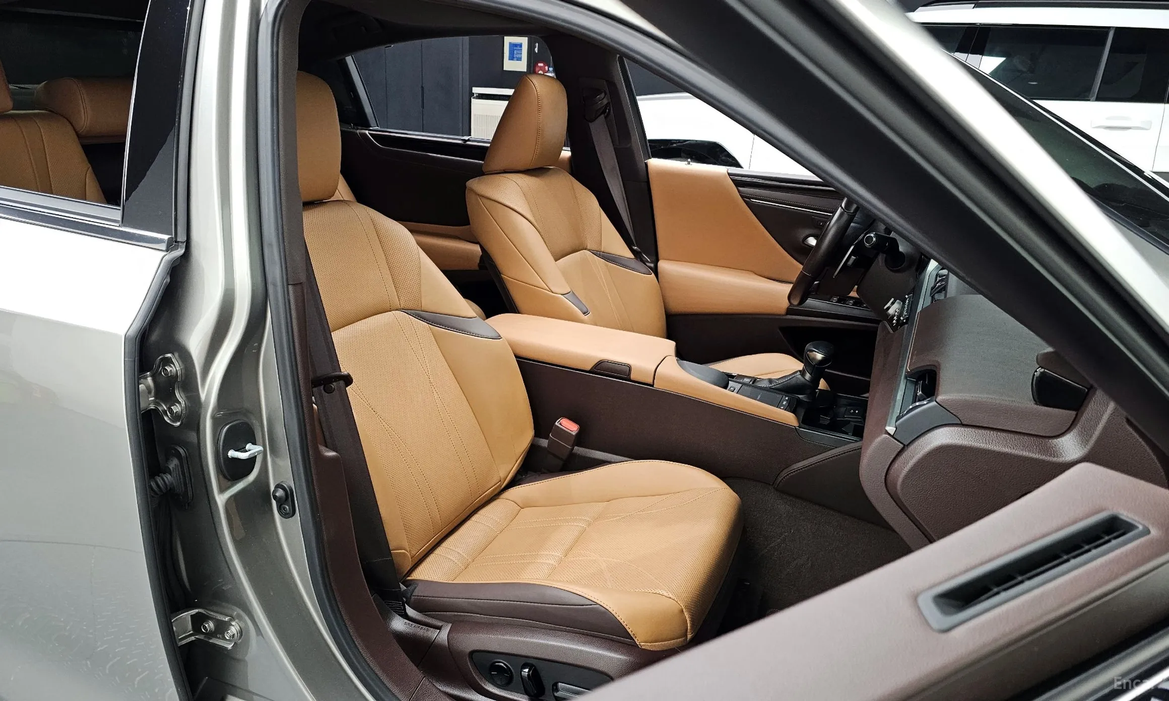 Lexus ES300h 7th Generation превью 10