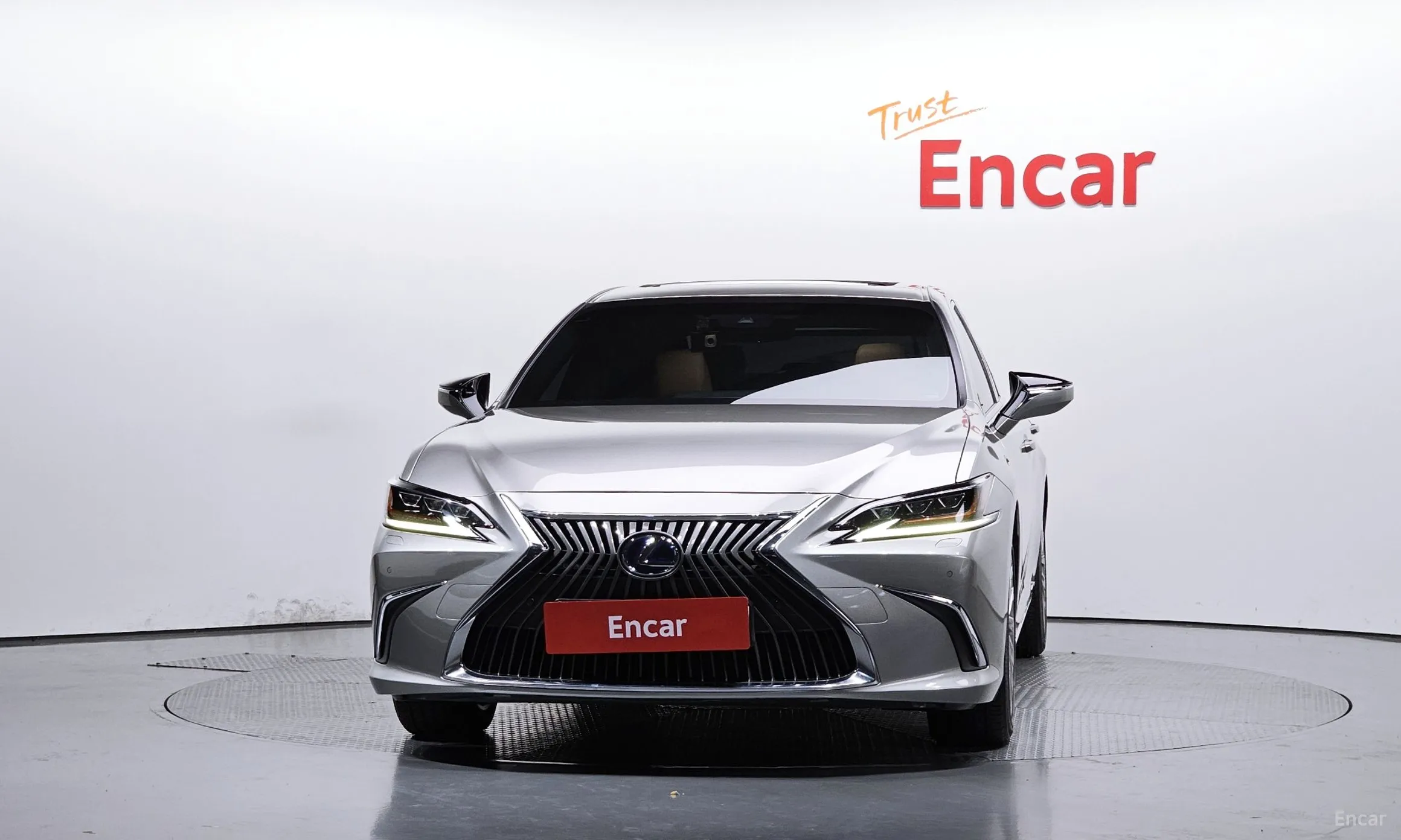 Lexus ES300h 7th Generation превью 3