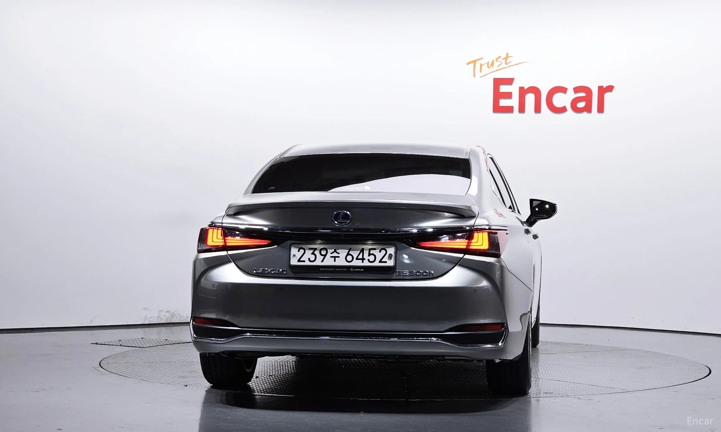 Lexus ES300h 7th Generation превью 4