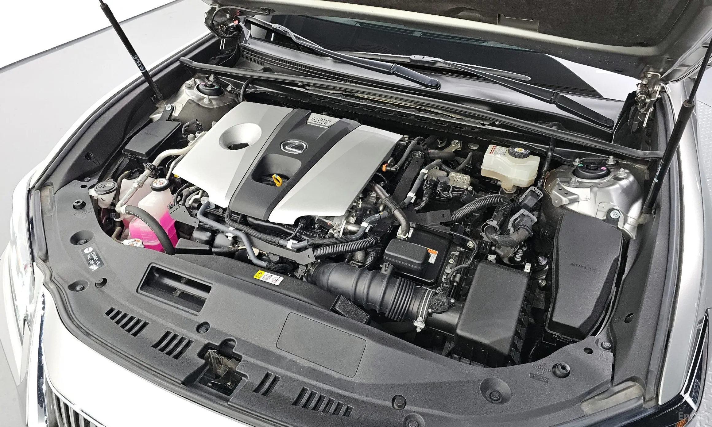 Lexus ES300h 7th Generation превью 6