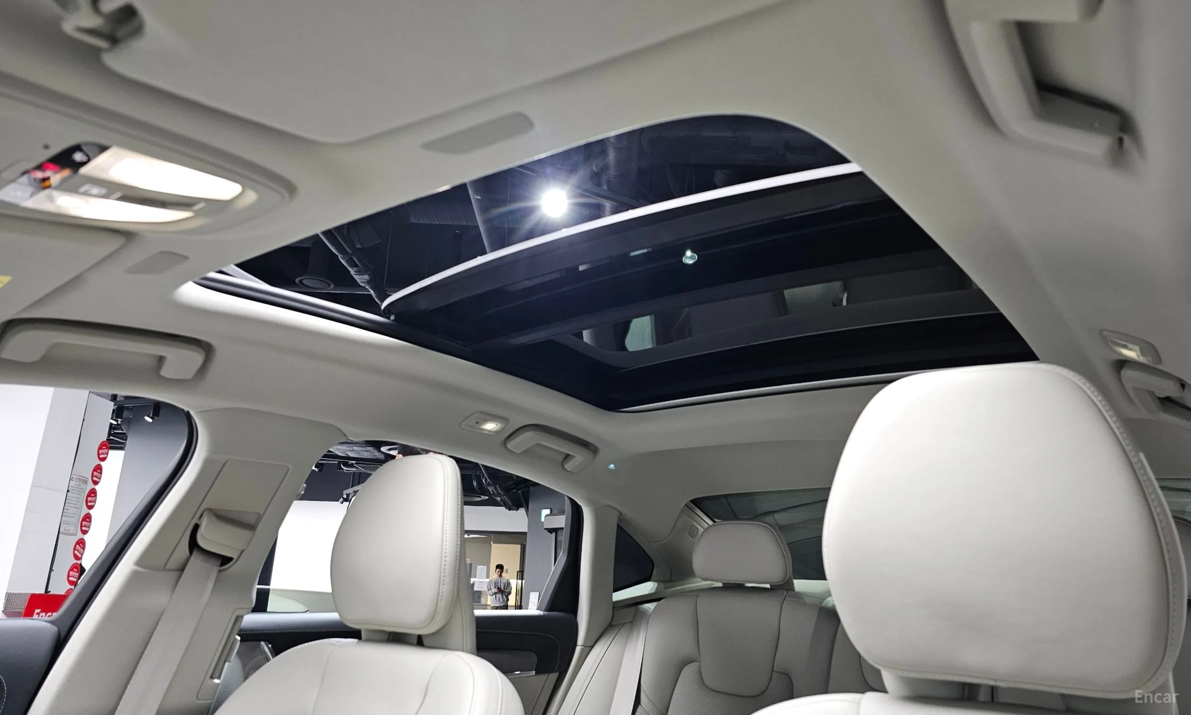 Volvo S90 превью 18
