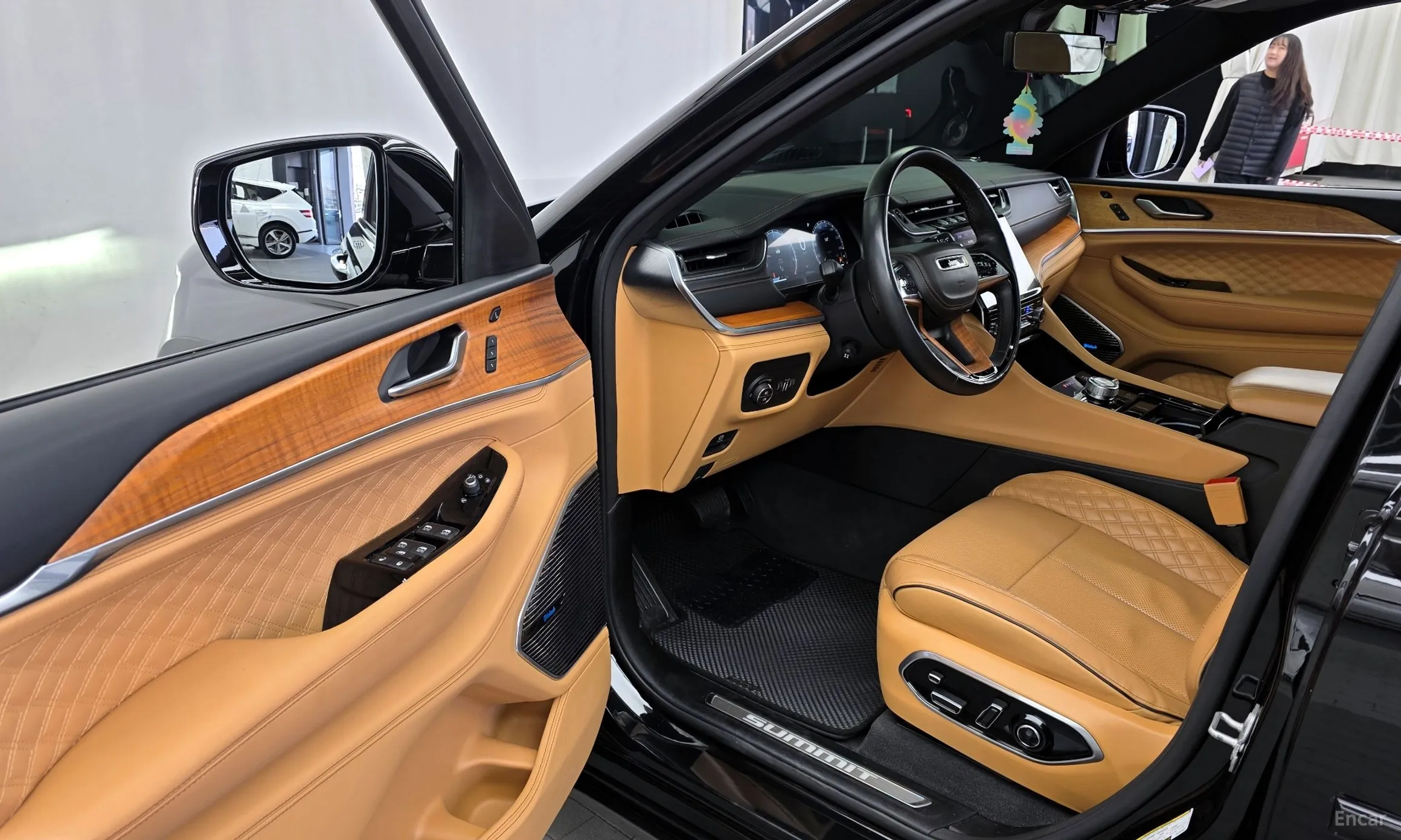 Jeep Grand Cherokee (WL) превью 10