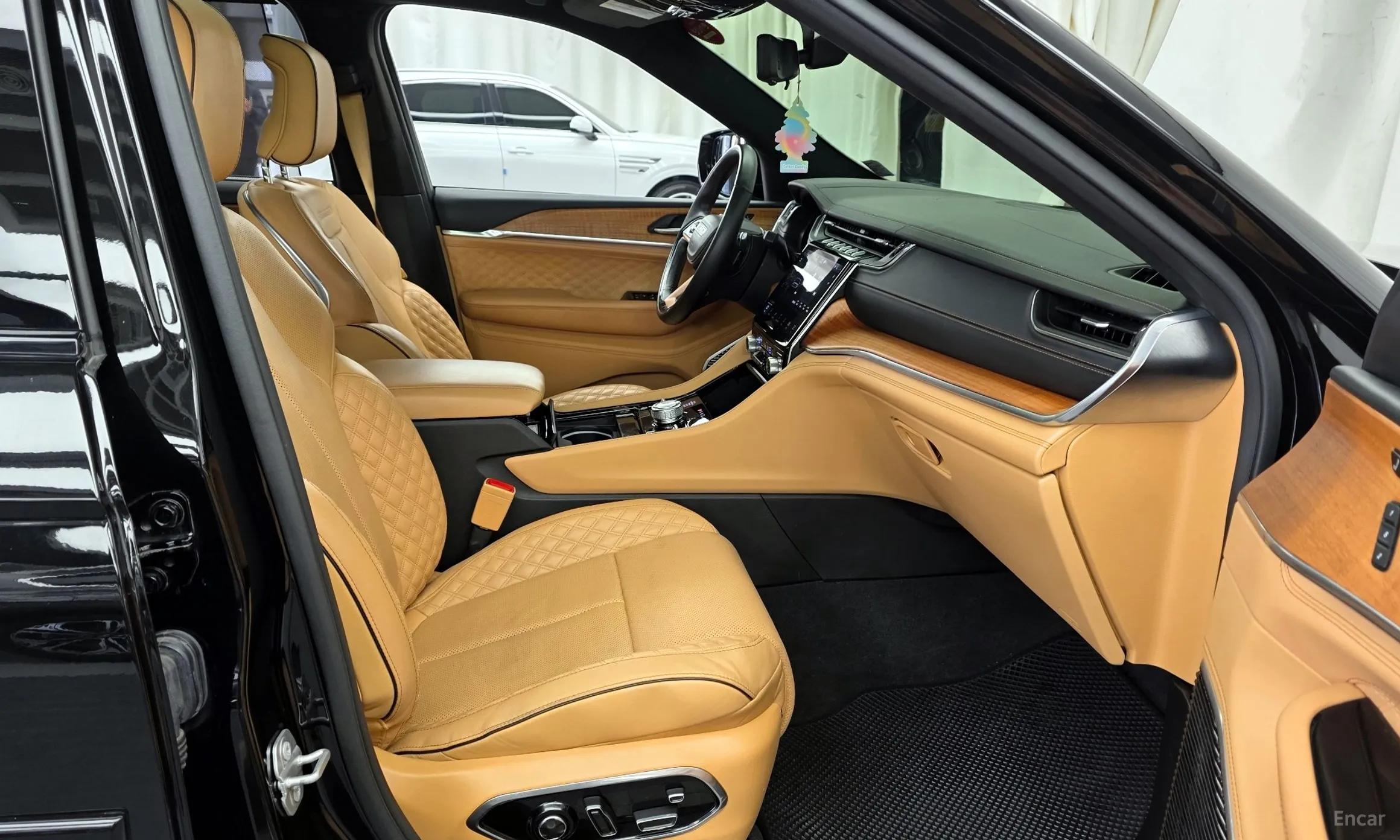 Jeep Grand Cherokee (WL) превью 11