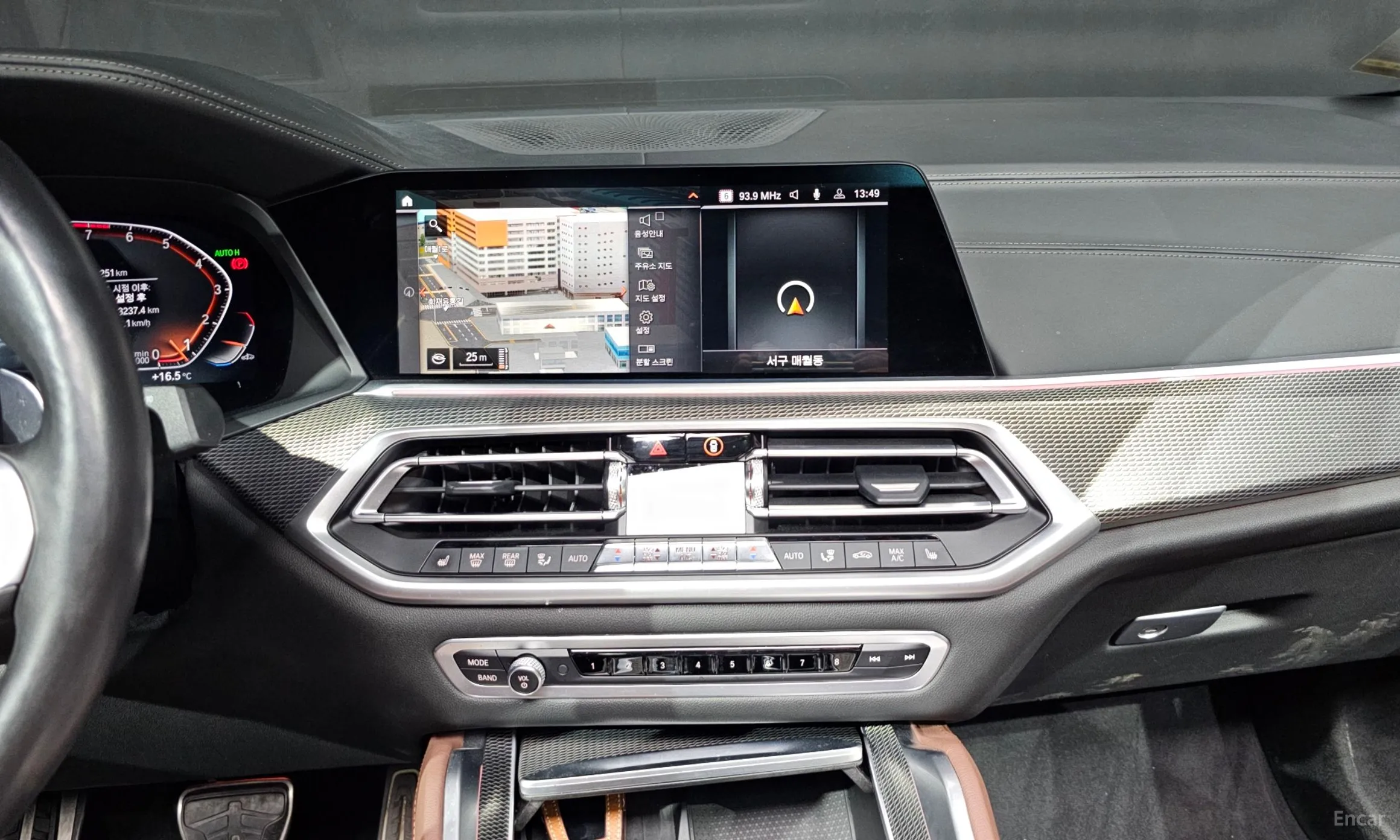 BMW X6 (G06) превью 14