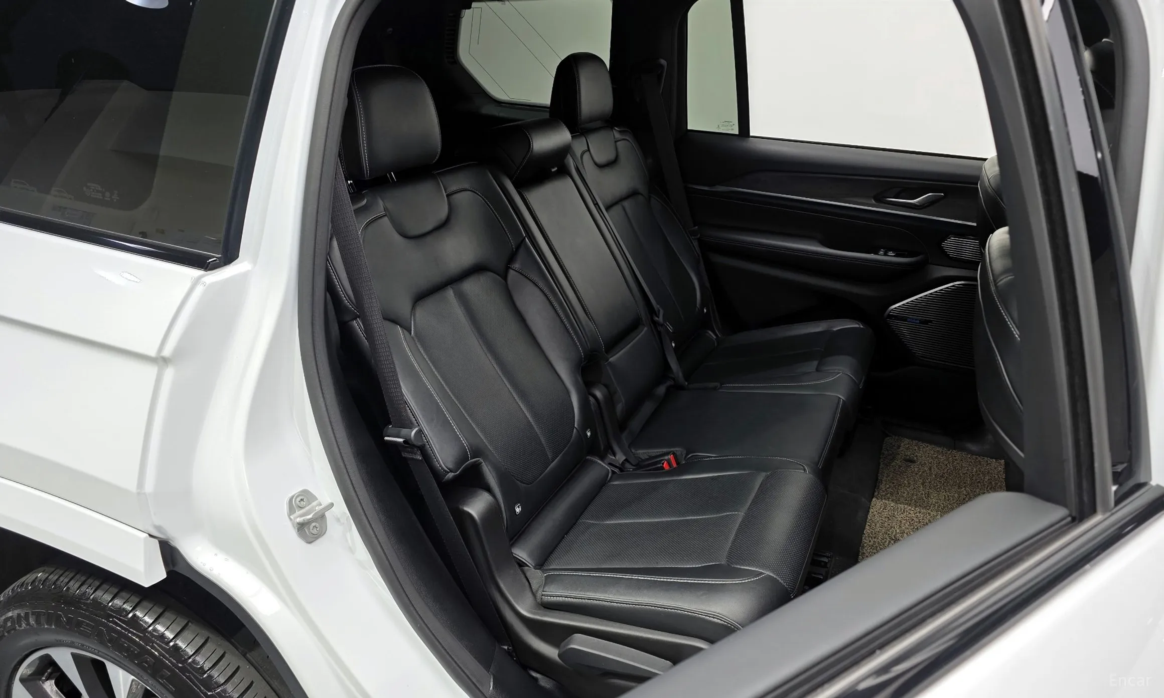 Jeep Grand Cherokee (WL) превью 12
