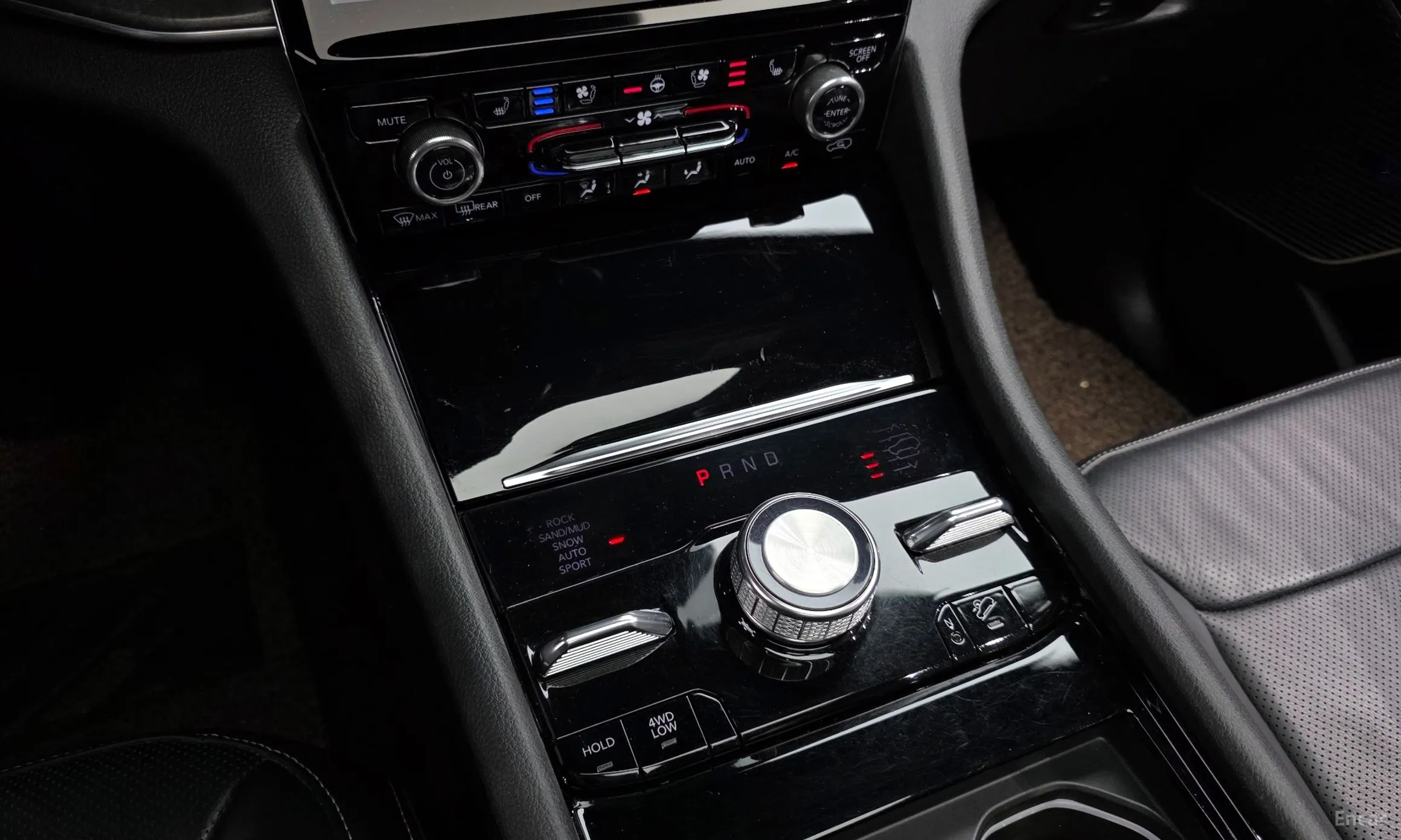 Jeep Grand Cherokee (WL) превью 9