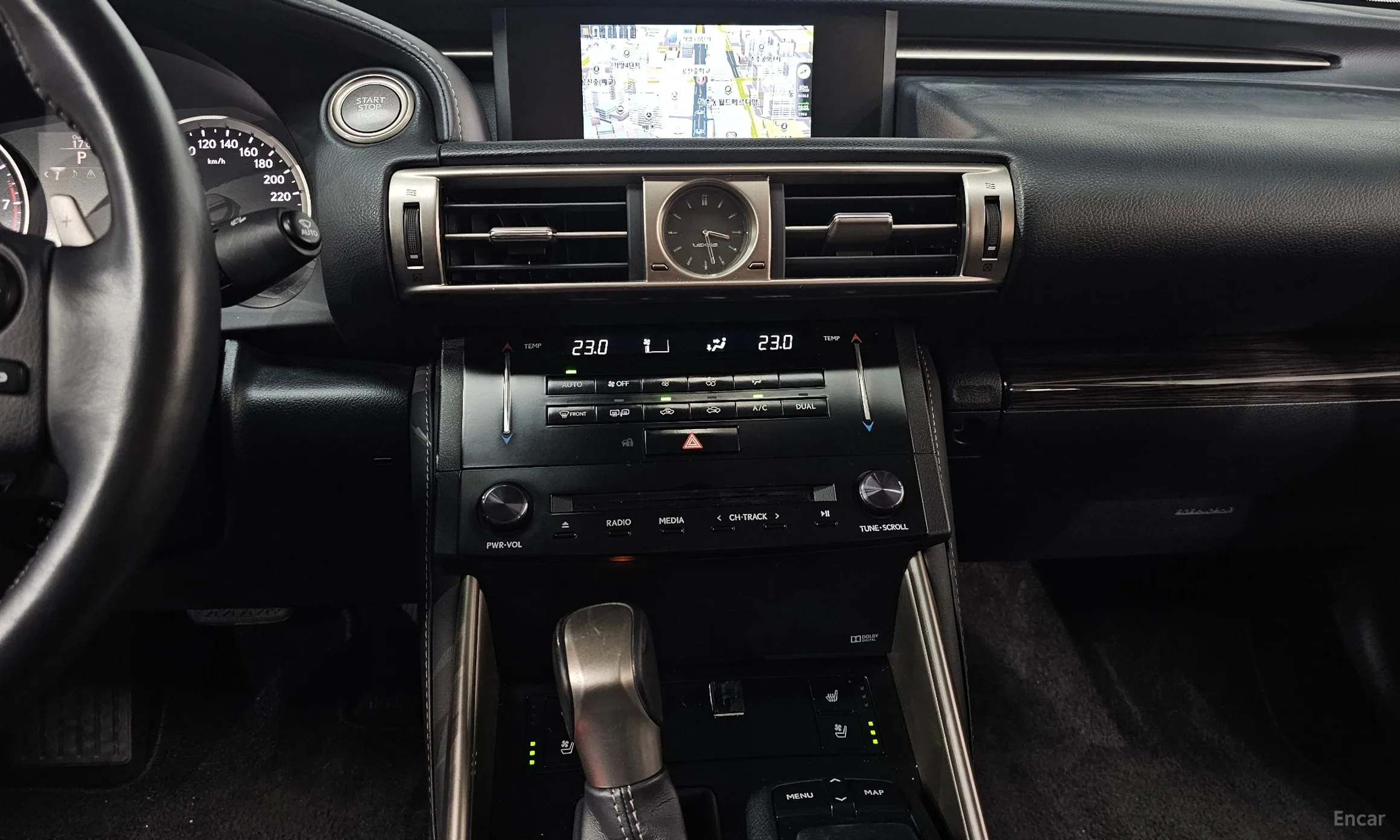 Lexus New IS250 превью 14