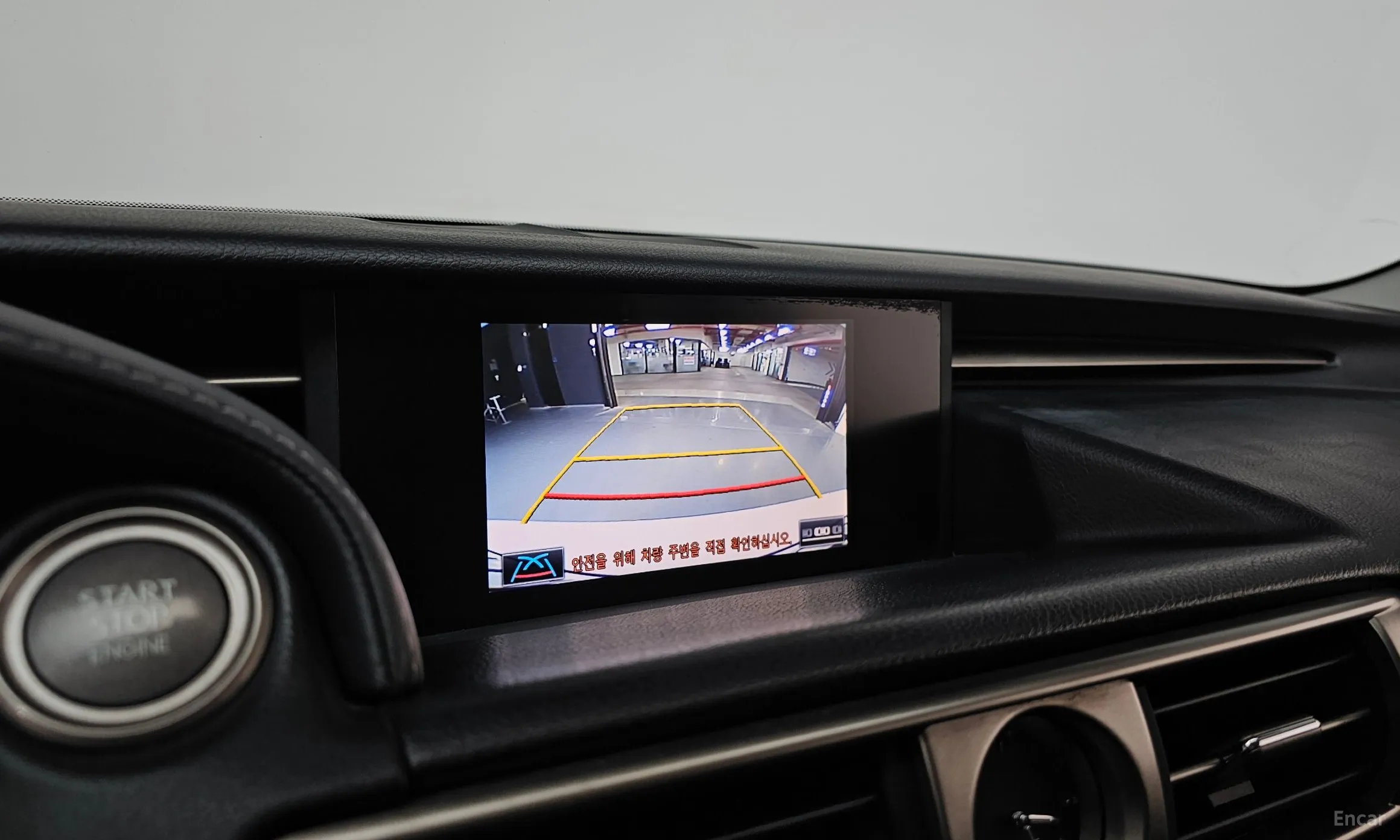 Lexus New IS250 превью 15
