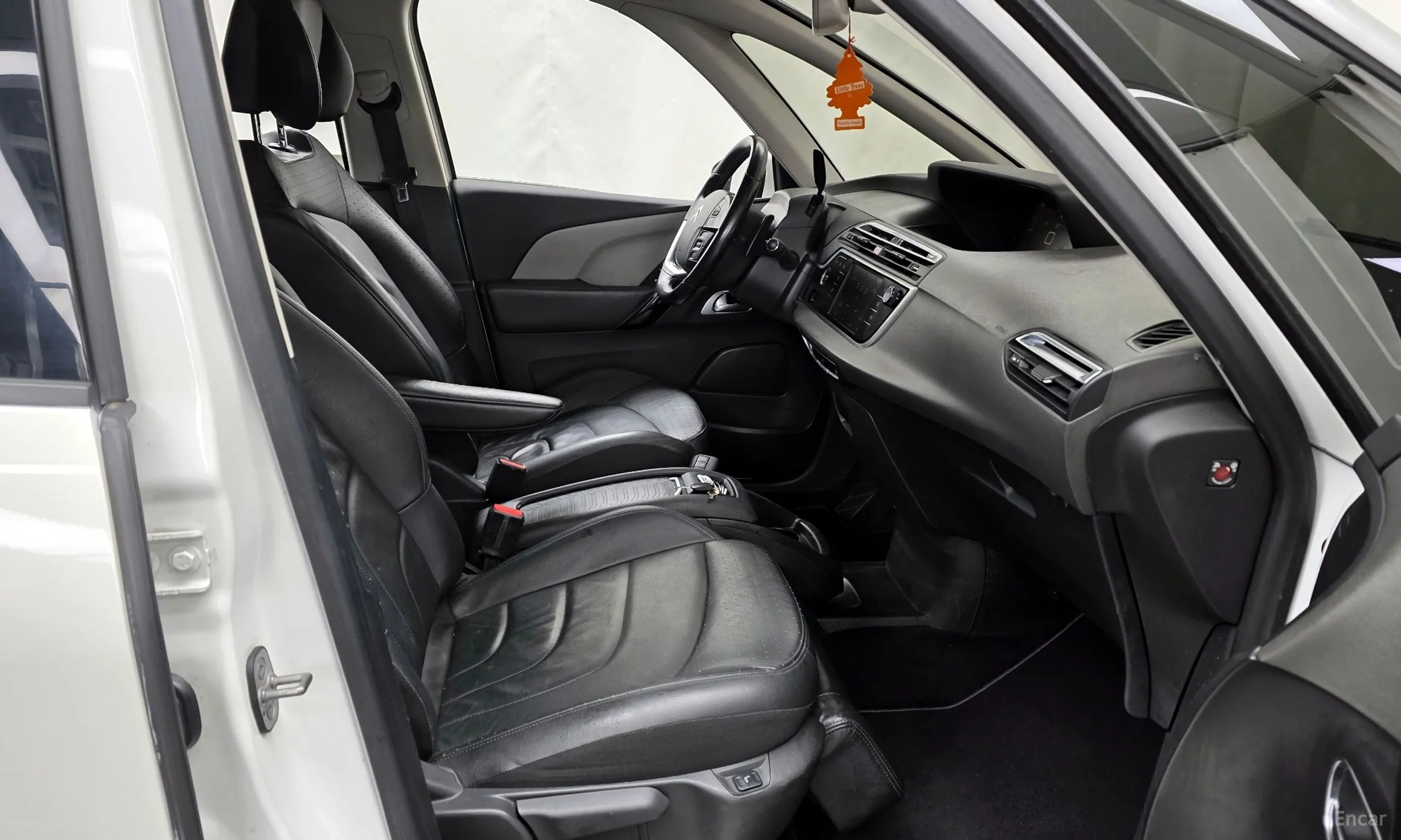 Citroën/DS Grand C4 Picasso превью 11