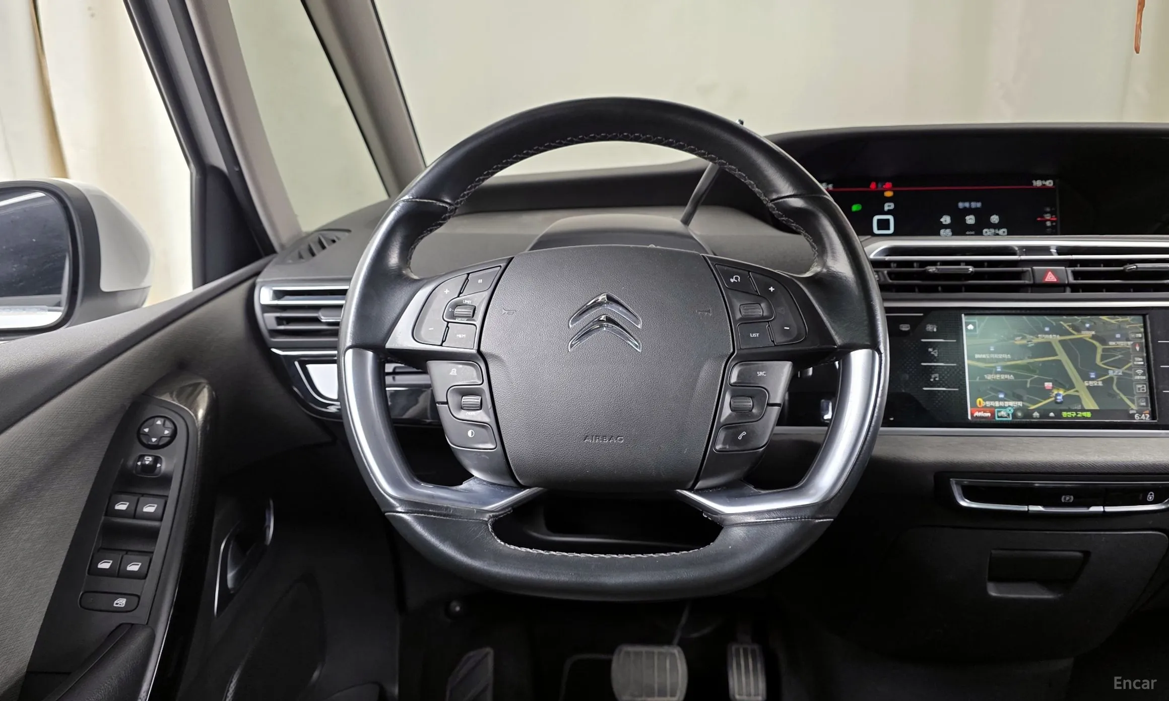 Citroën/DS Grand C4 Picasso превью 13