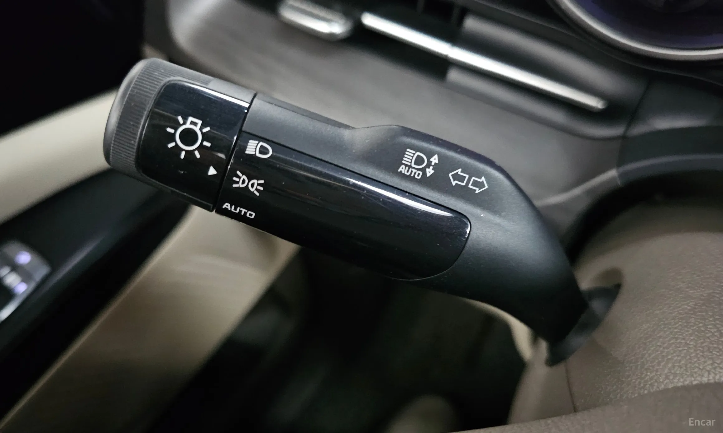 Kia Carnival Gen 4 превью 17