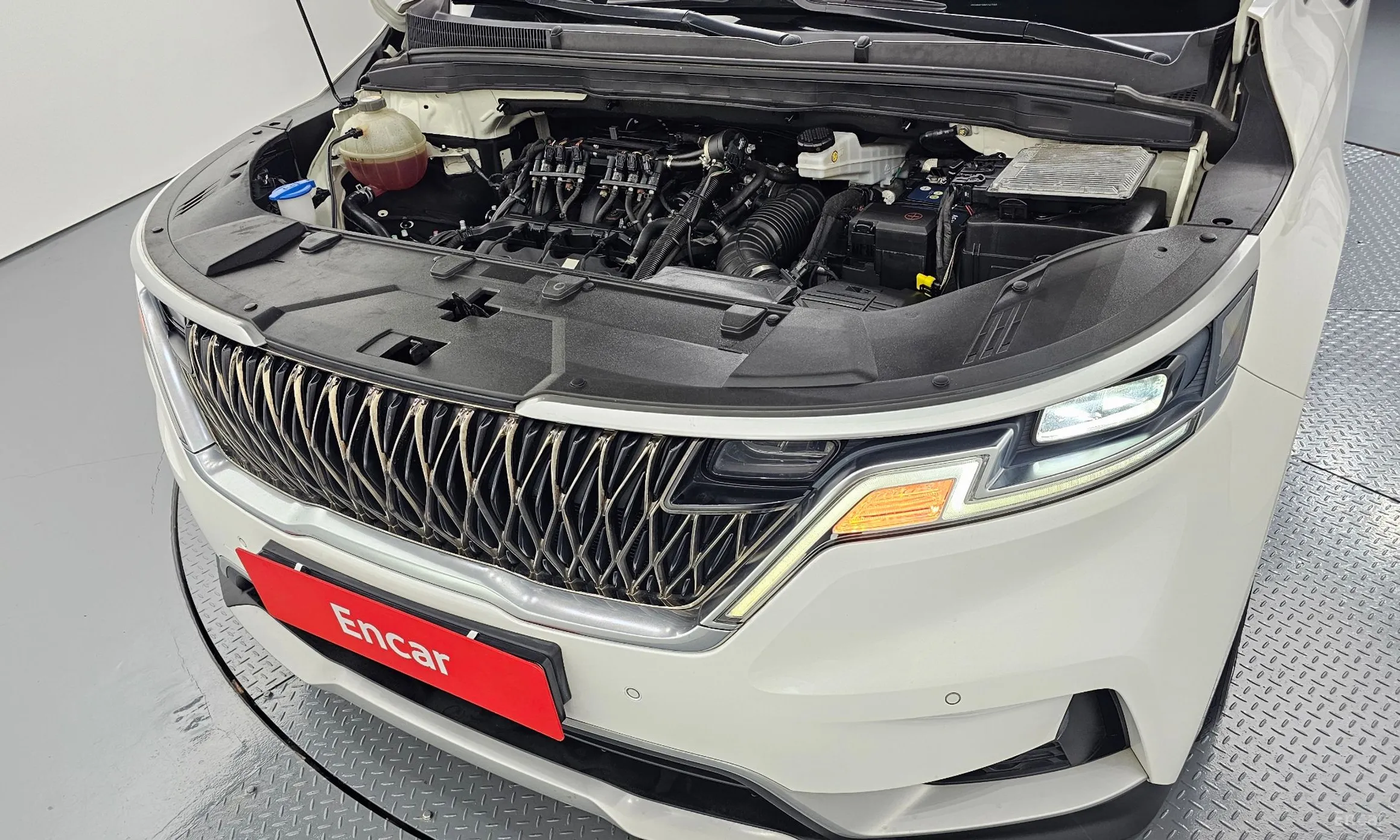 Kia Carnival Gen 4 превью 6