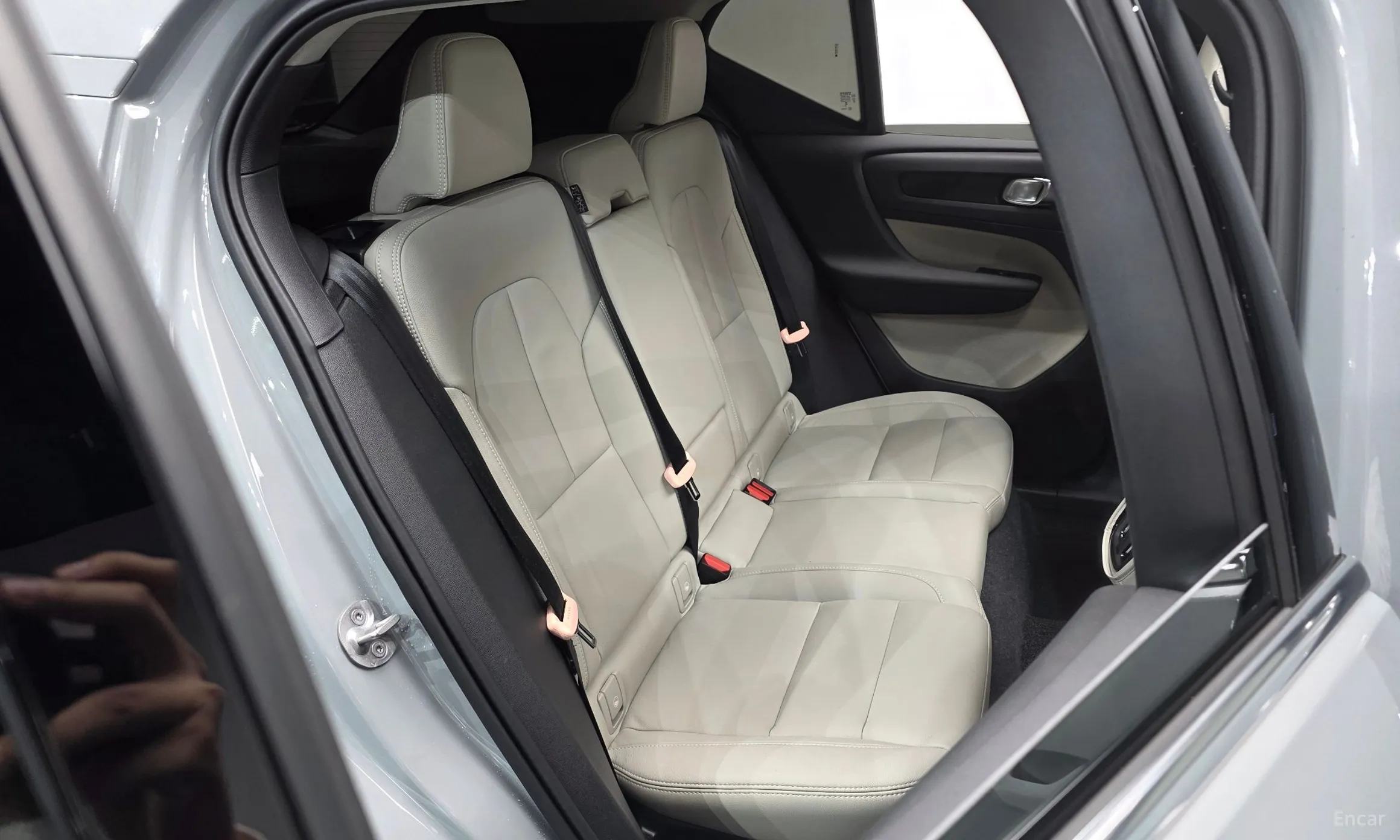 Volvo XC40 превью 11