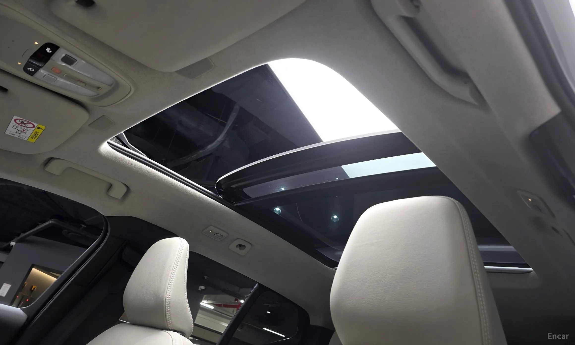 Volvo XC40 превью 19