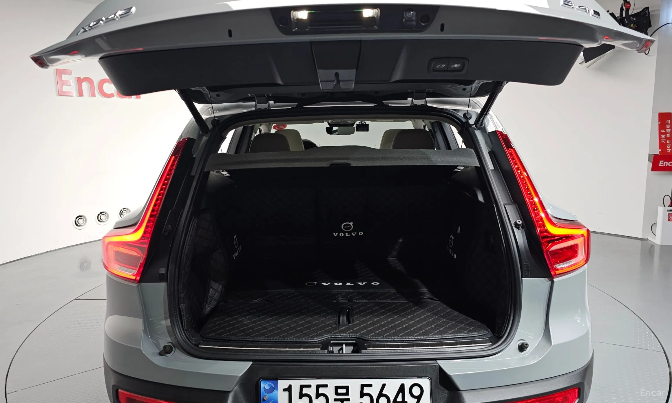 Volvo XC40 превью 20