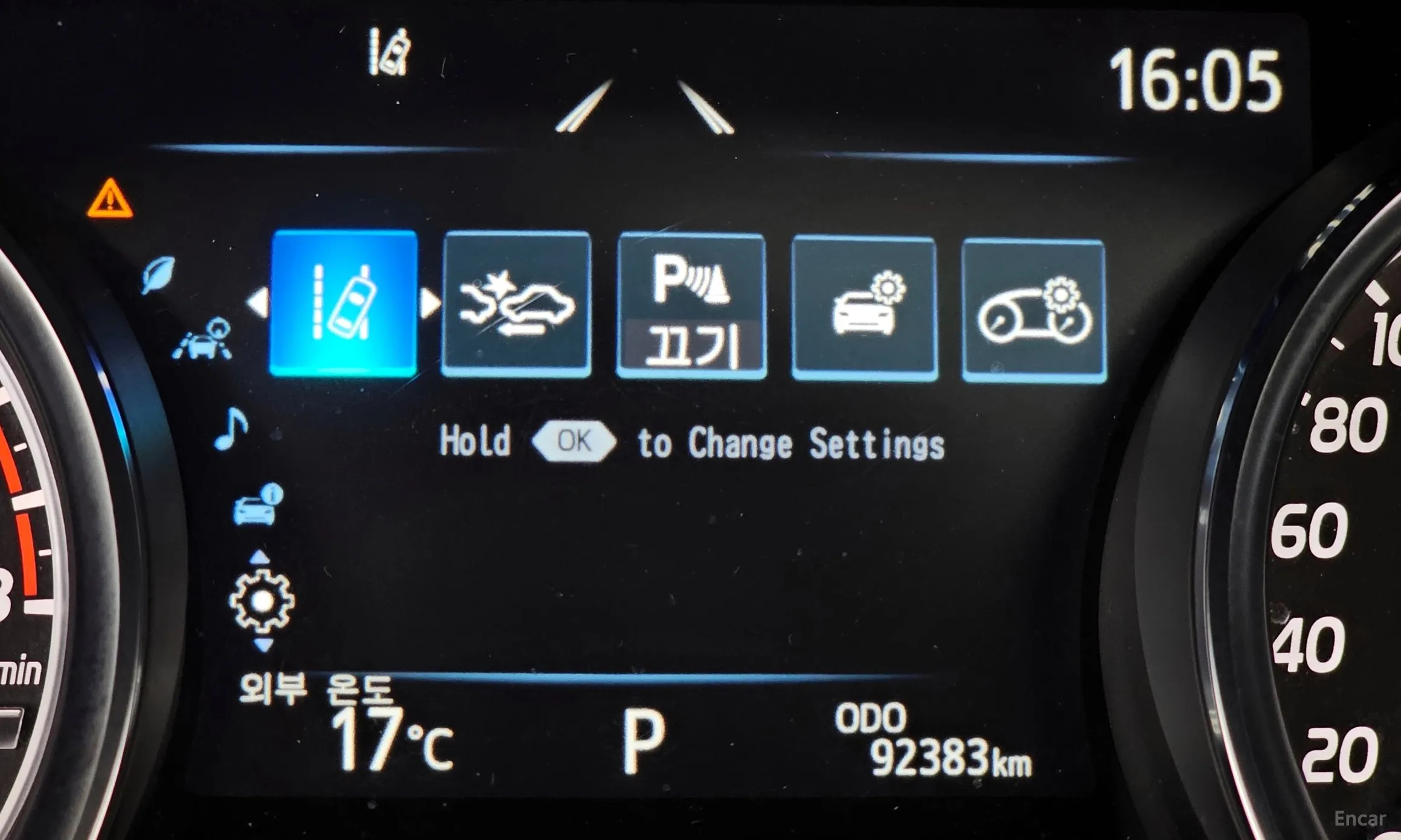 Toyota Camry (XV70) превью 18