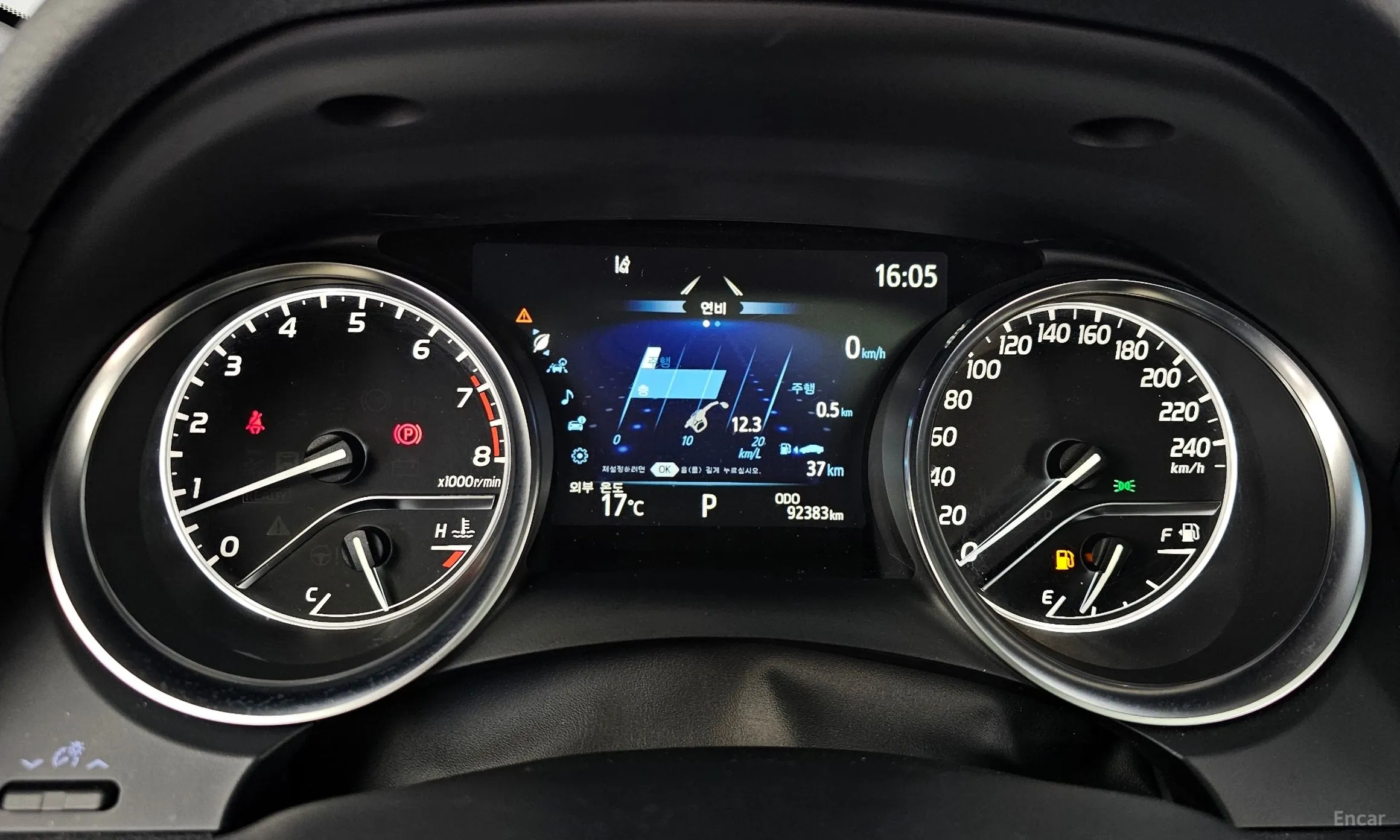 Toyota Camry (XV70) превью 8