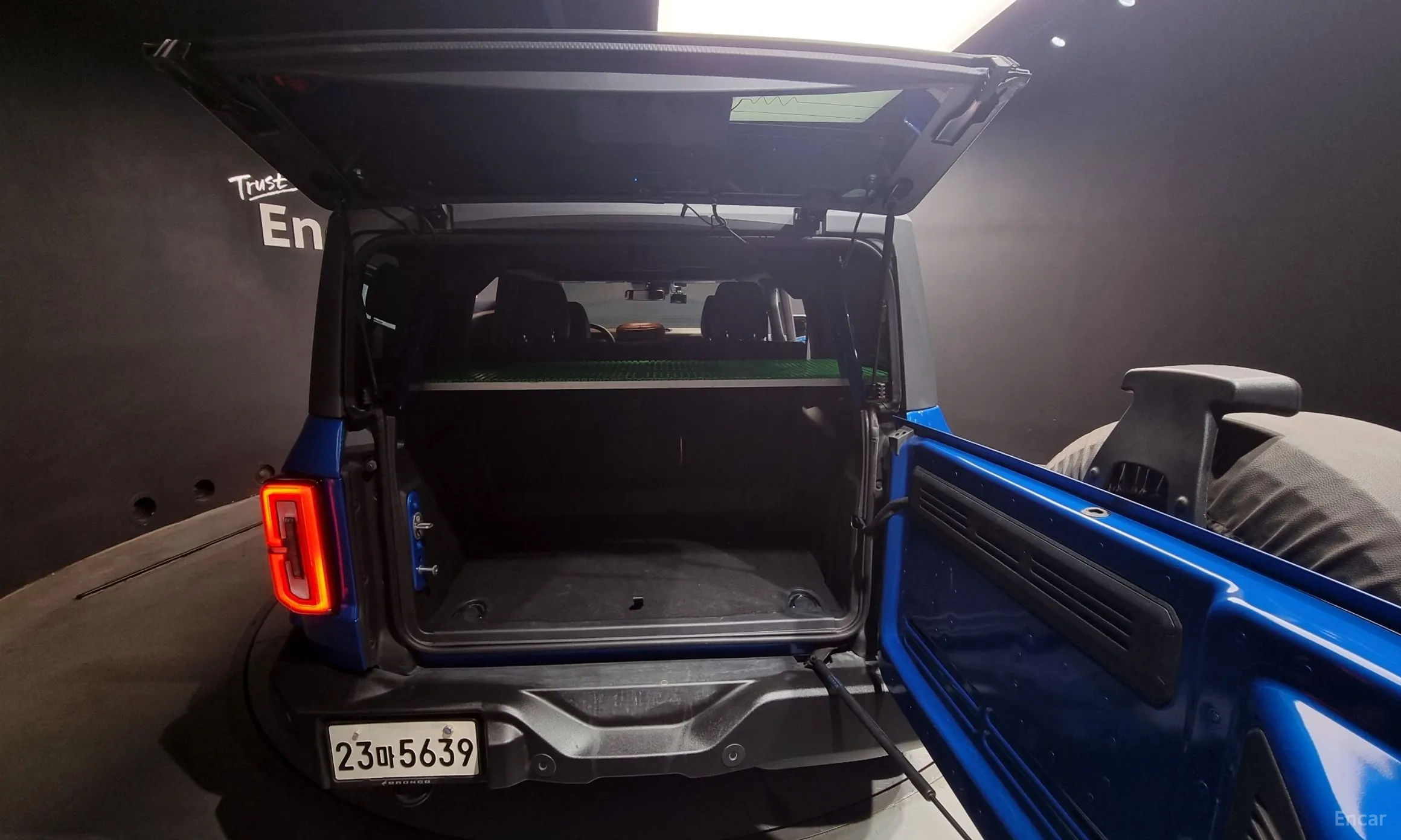 Ford Bronco 6th Generation превью 20