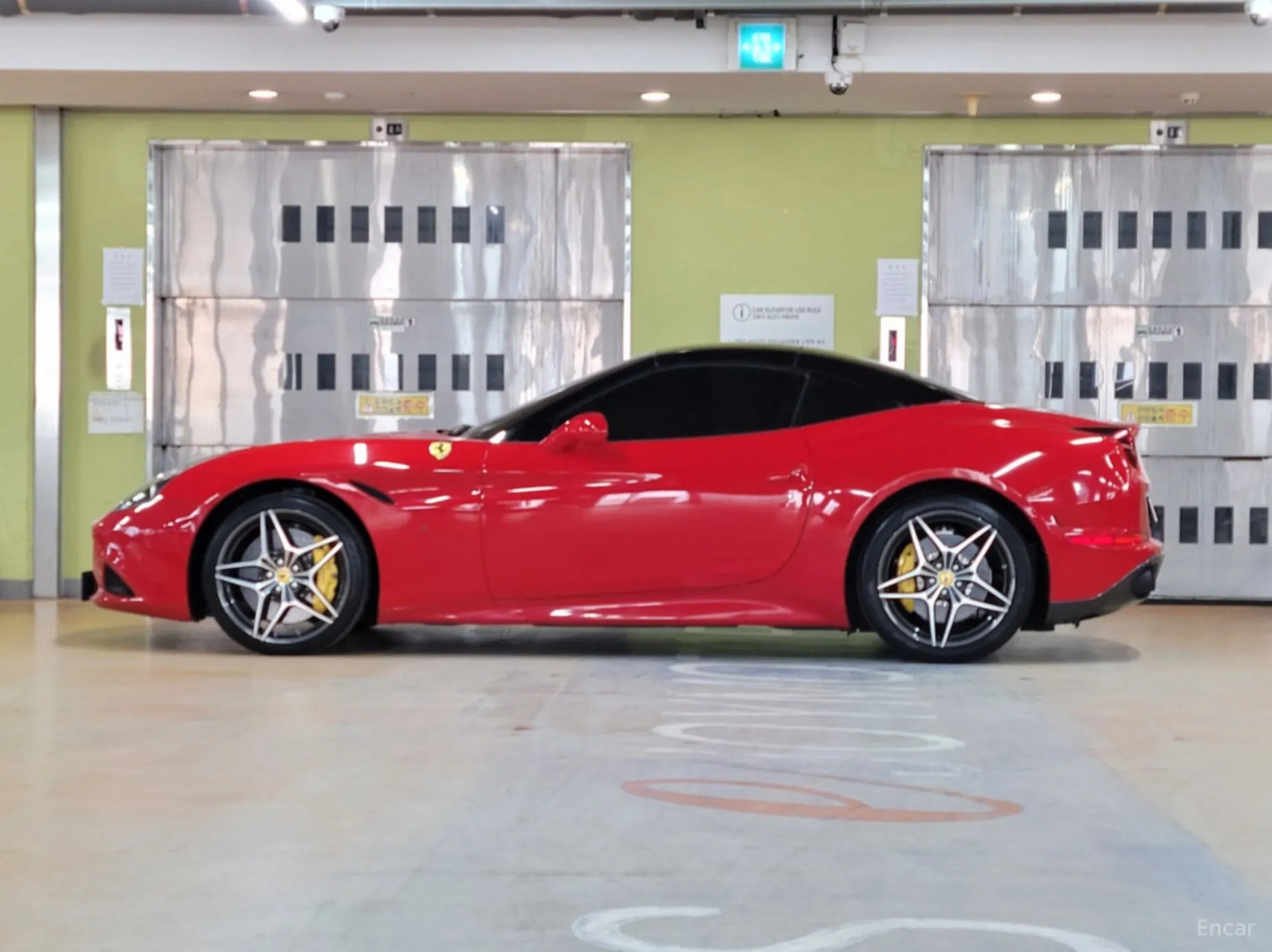Ferrari California