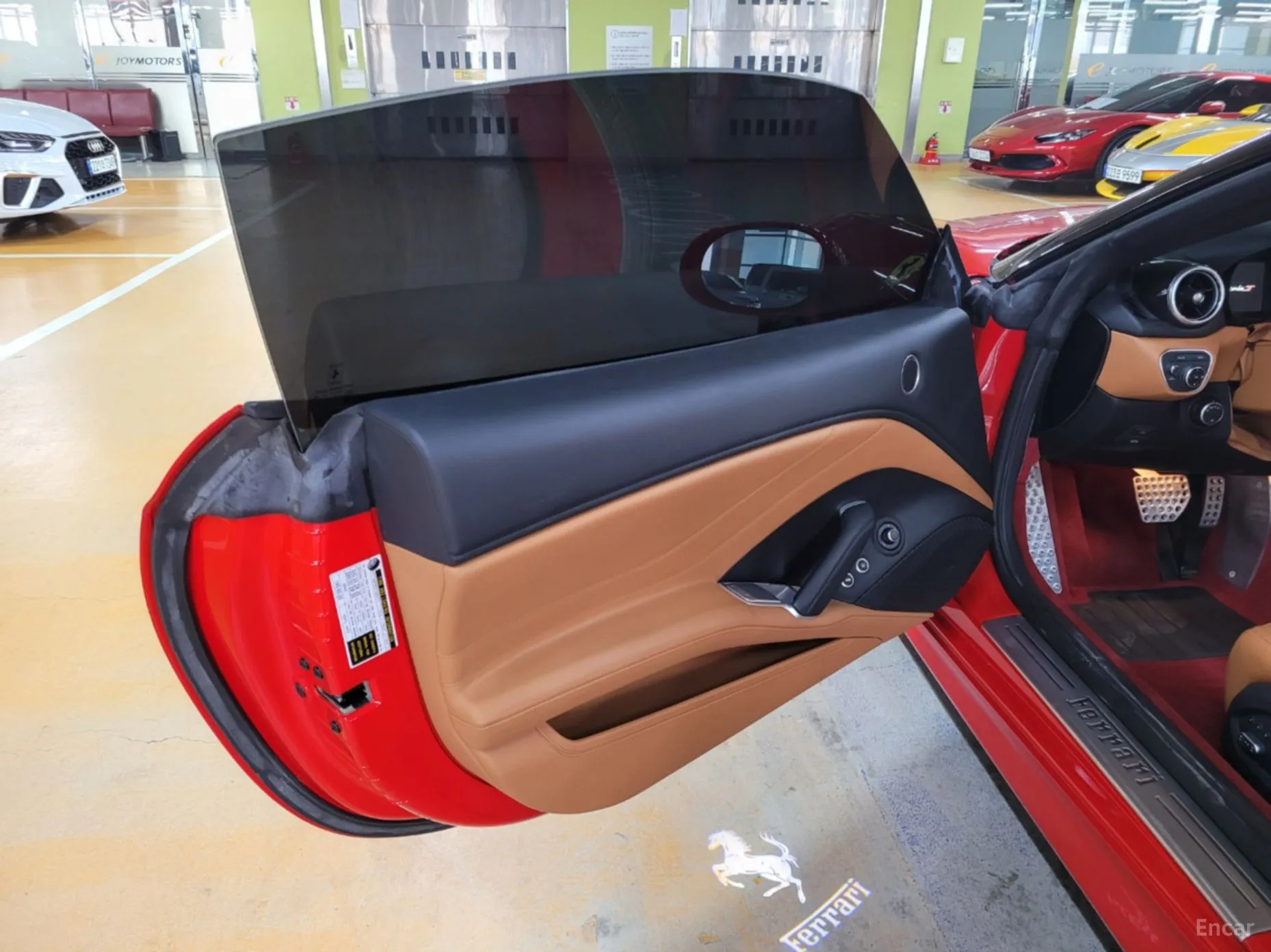 Ferrari California превью 9
