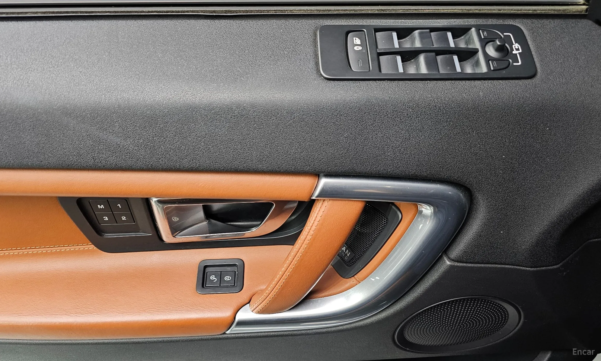 Land Rover Discovery Sports превью 12
