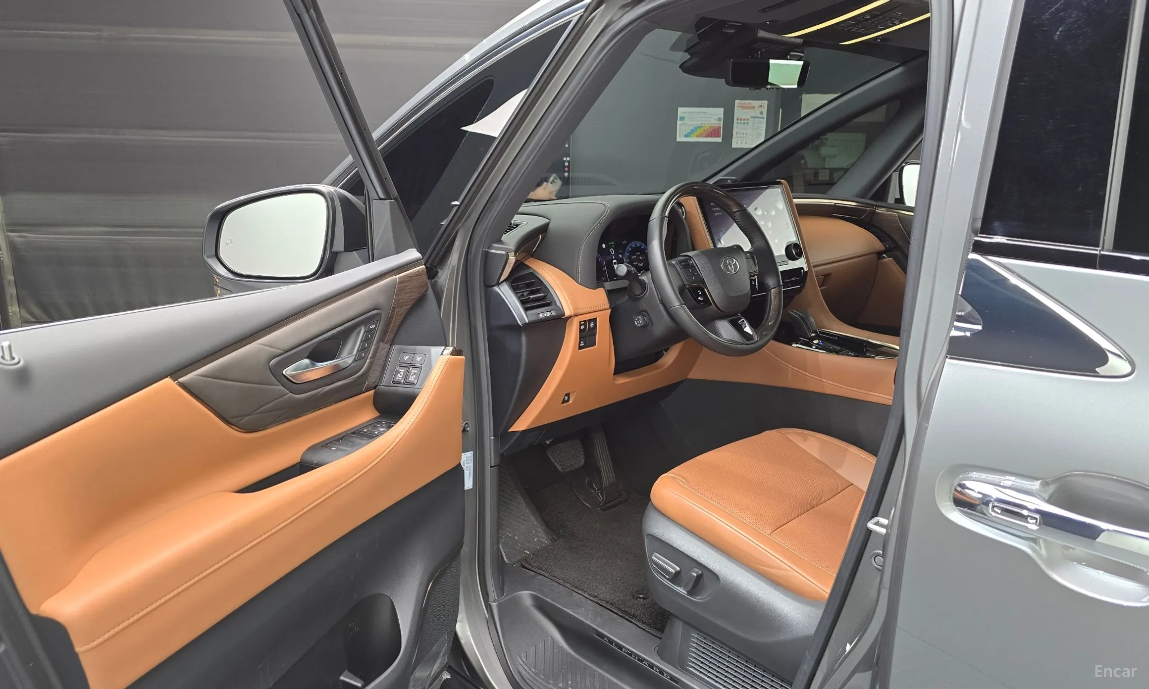 Toyota Alphard 4th Generation превью 10