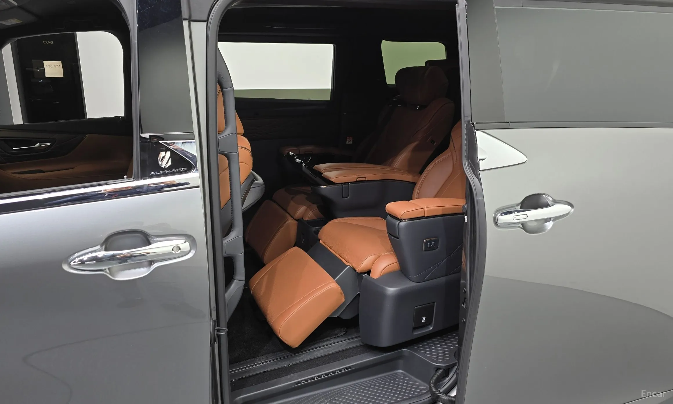 Toyota Alphard 4th Generation превью 11