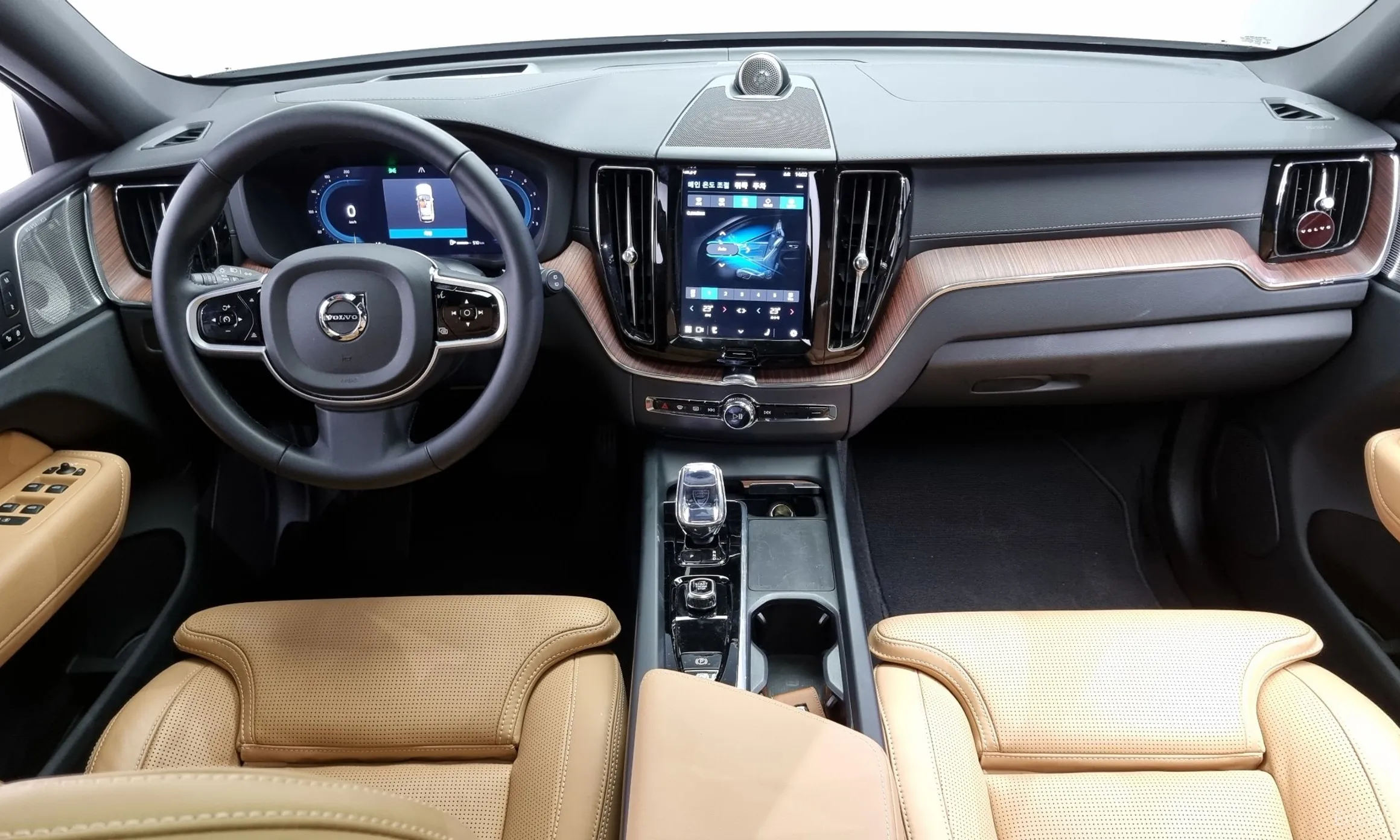Volvo XC60 Gen 2 превью 7