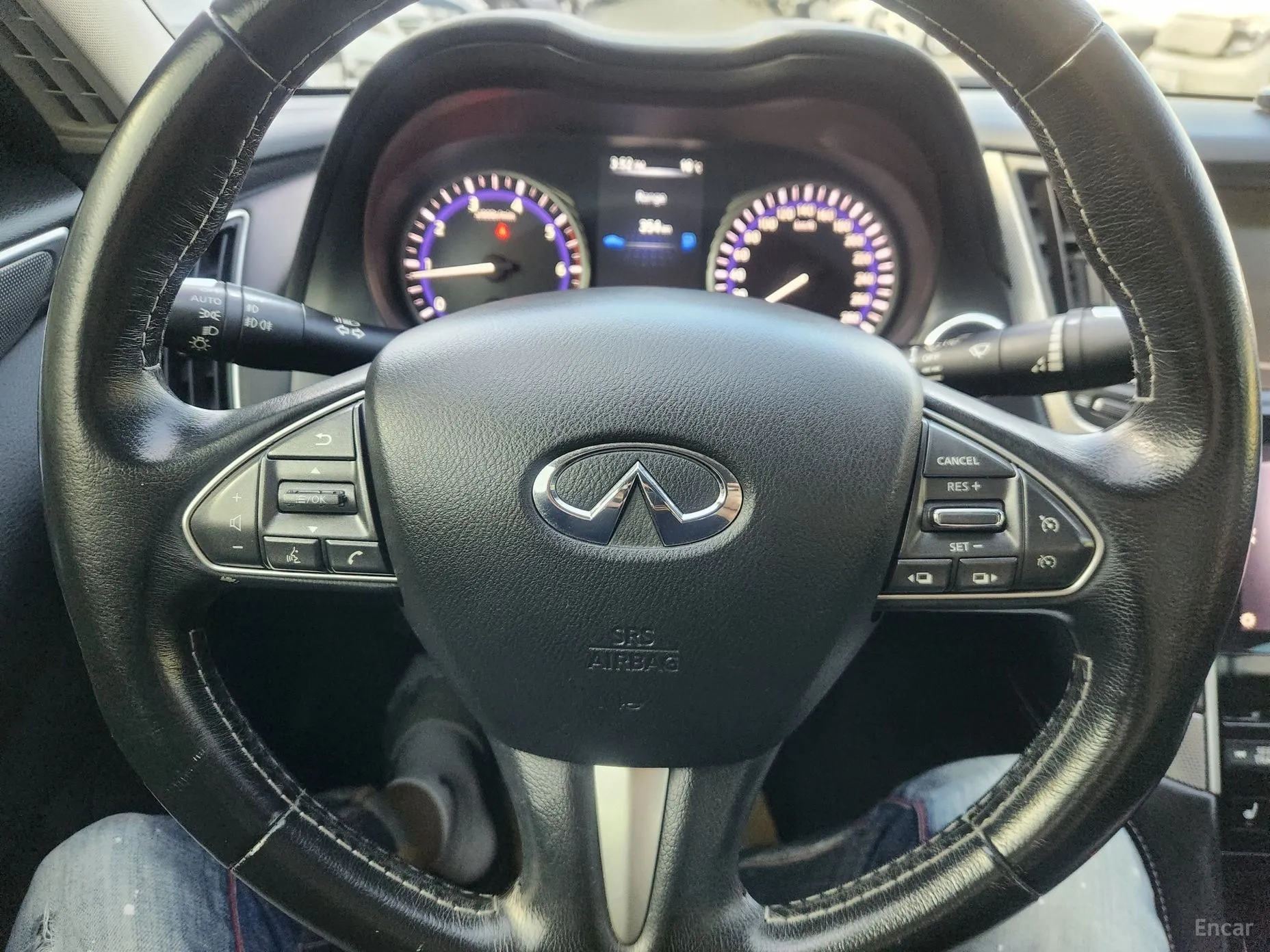 Infiniti Q50 превью 9